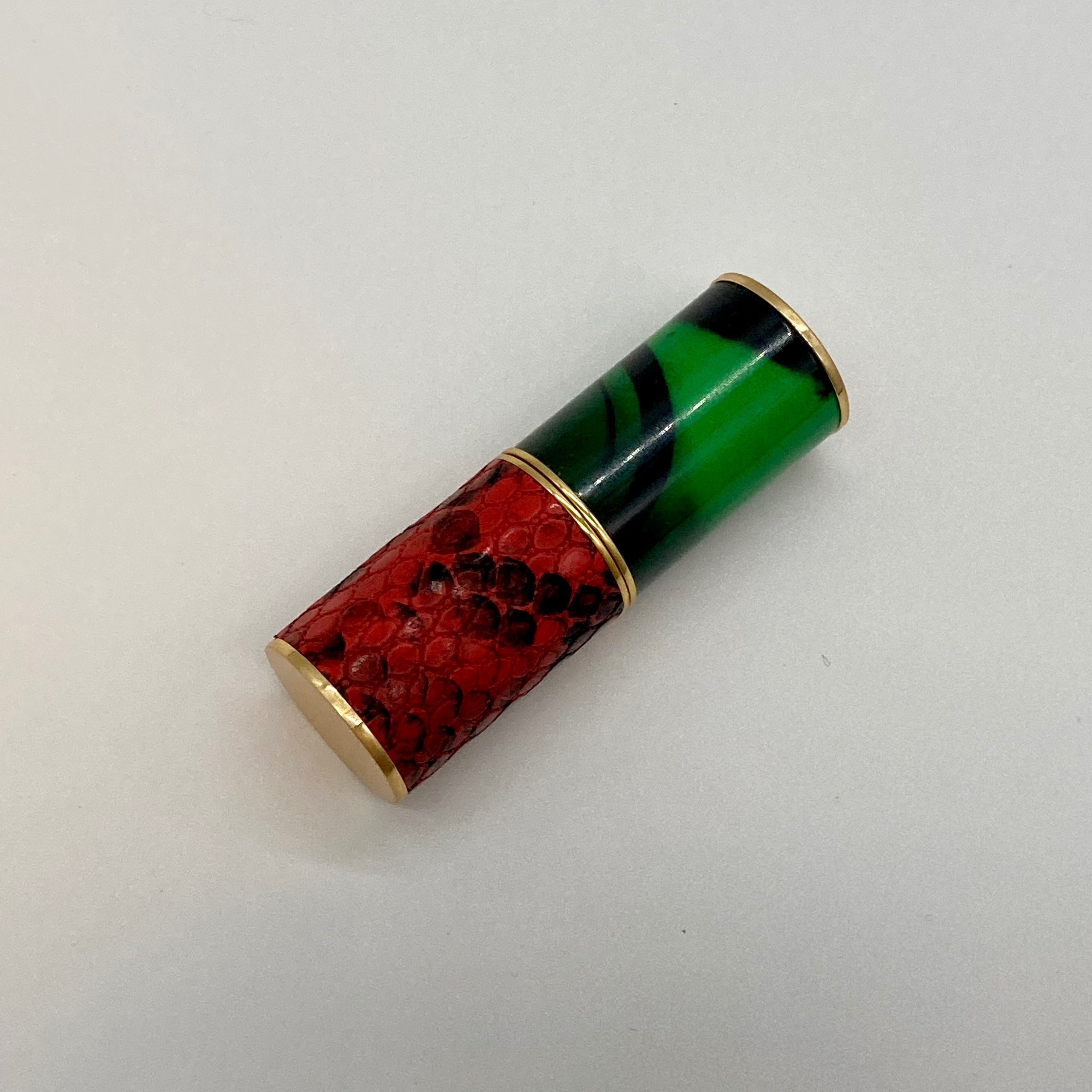 DRIES VAN NOTENリップケース➕口紅 ドリス ヴァン ノッテン」ビューティから新リップケースが登場