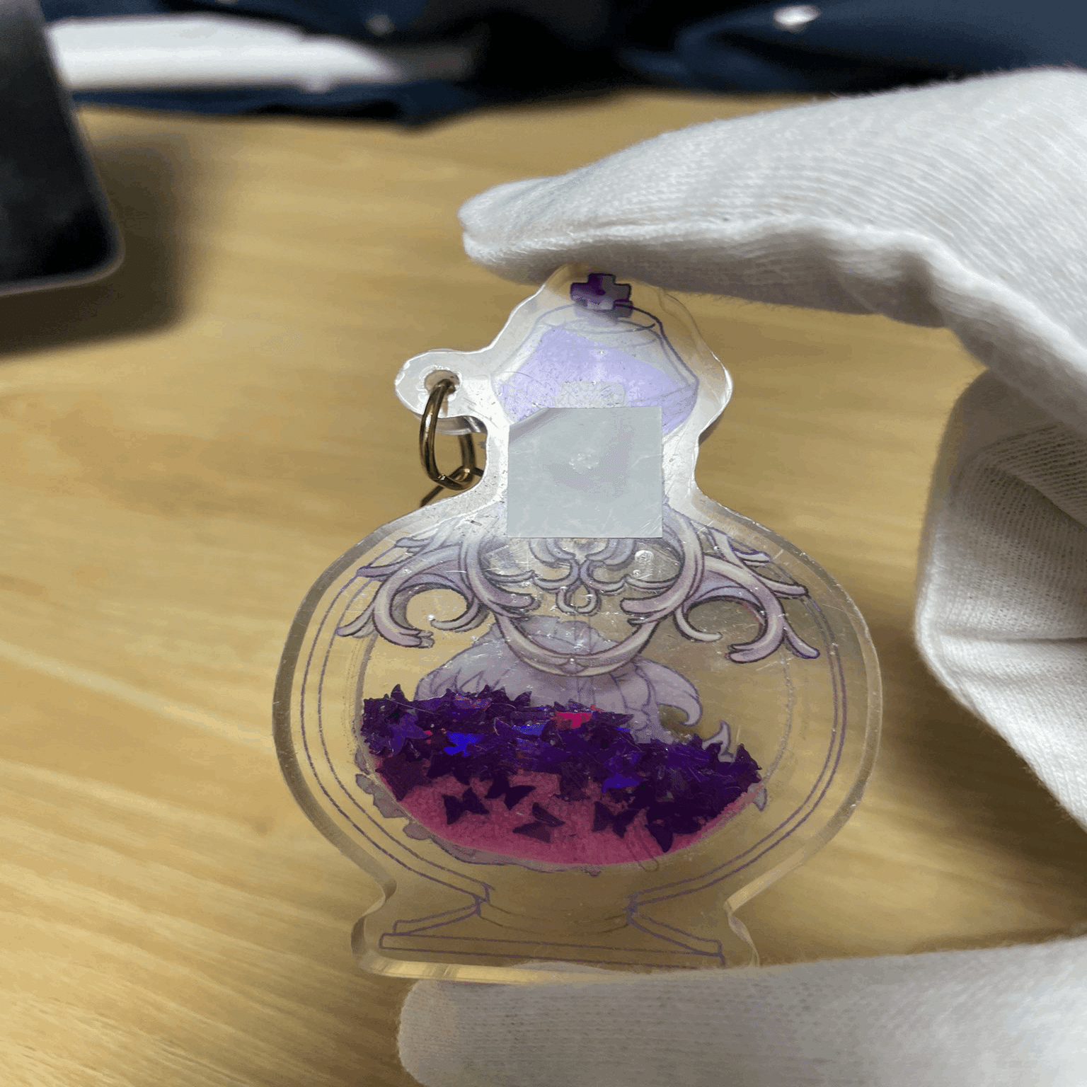 202207 香水瓶（オイルとフレーク入りのアクキー）｜限界屋さん