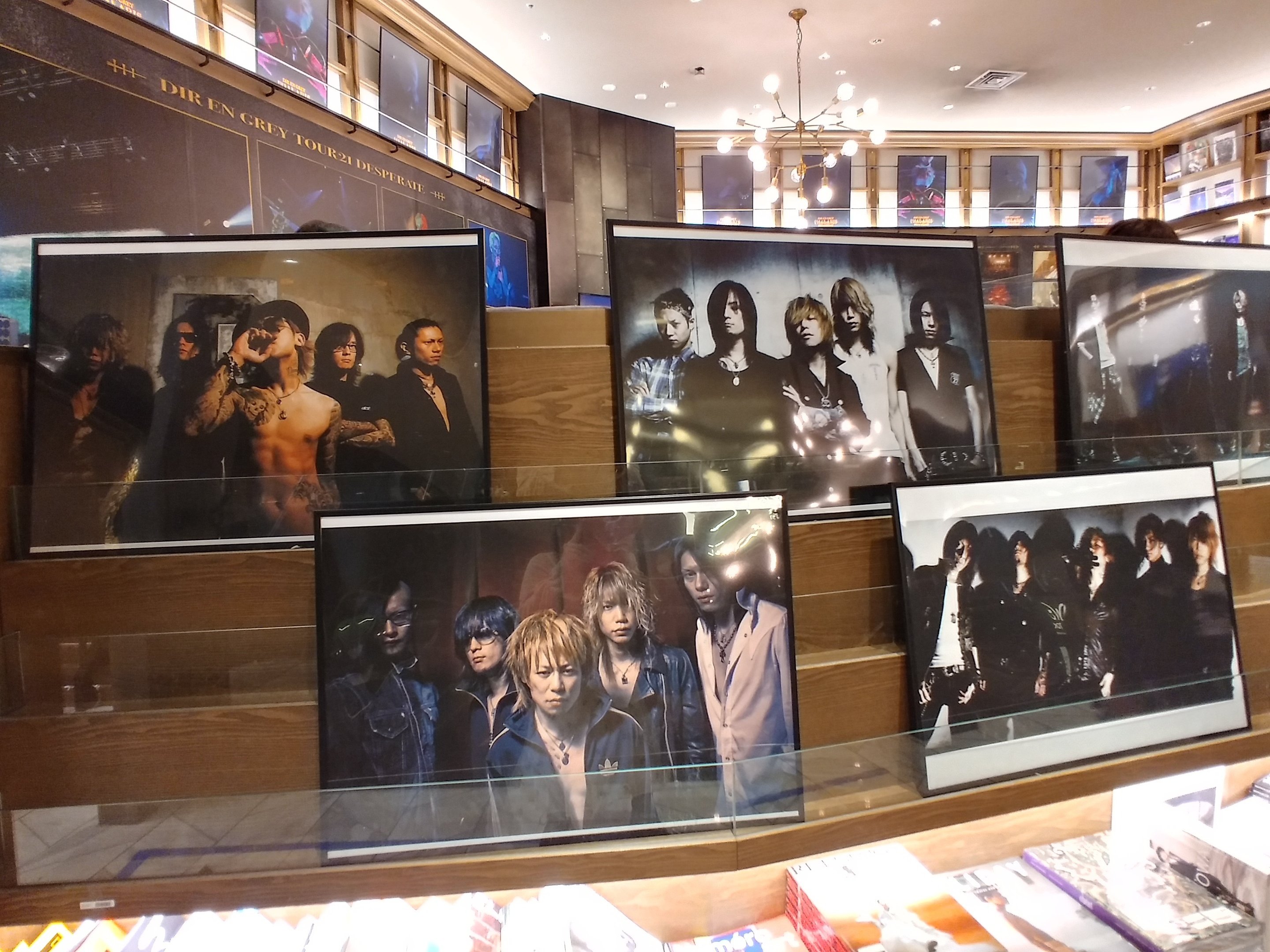 京個展 カフェCafe DIR EN GREY 10 ミリの安定感の俺 アクスタ 京個展
