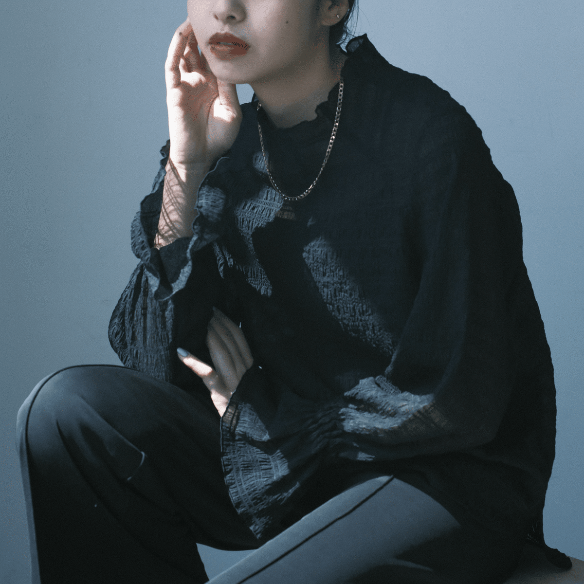 今週の販売情報】sheer stand collar blouse / ロゴTシャツ