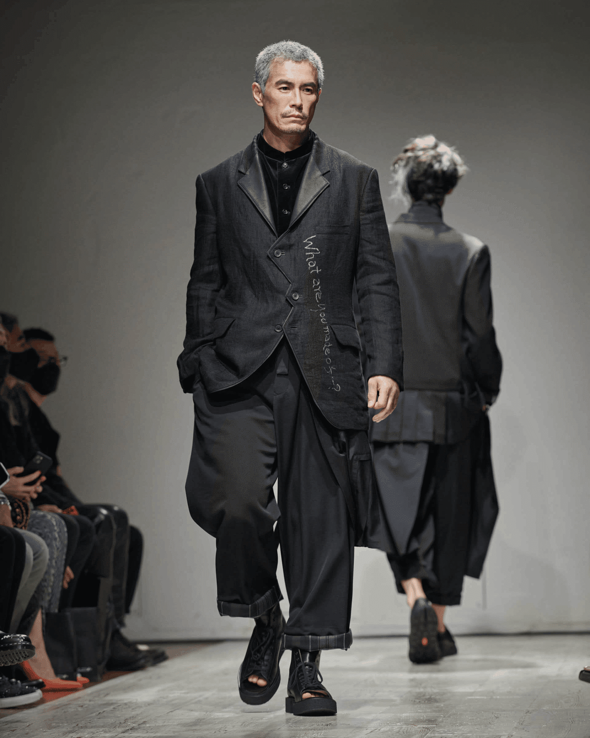 Yohji Yamamoto POUR HOMME 2023年春夏コレクション】僕を