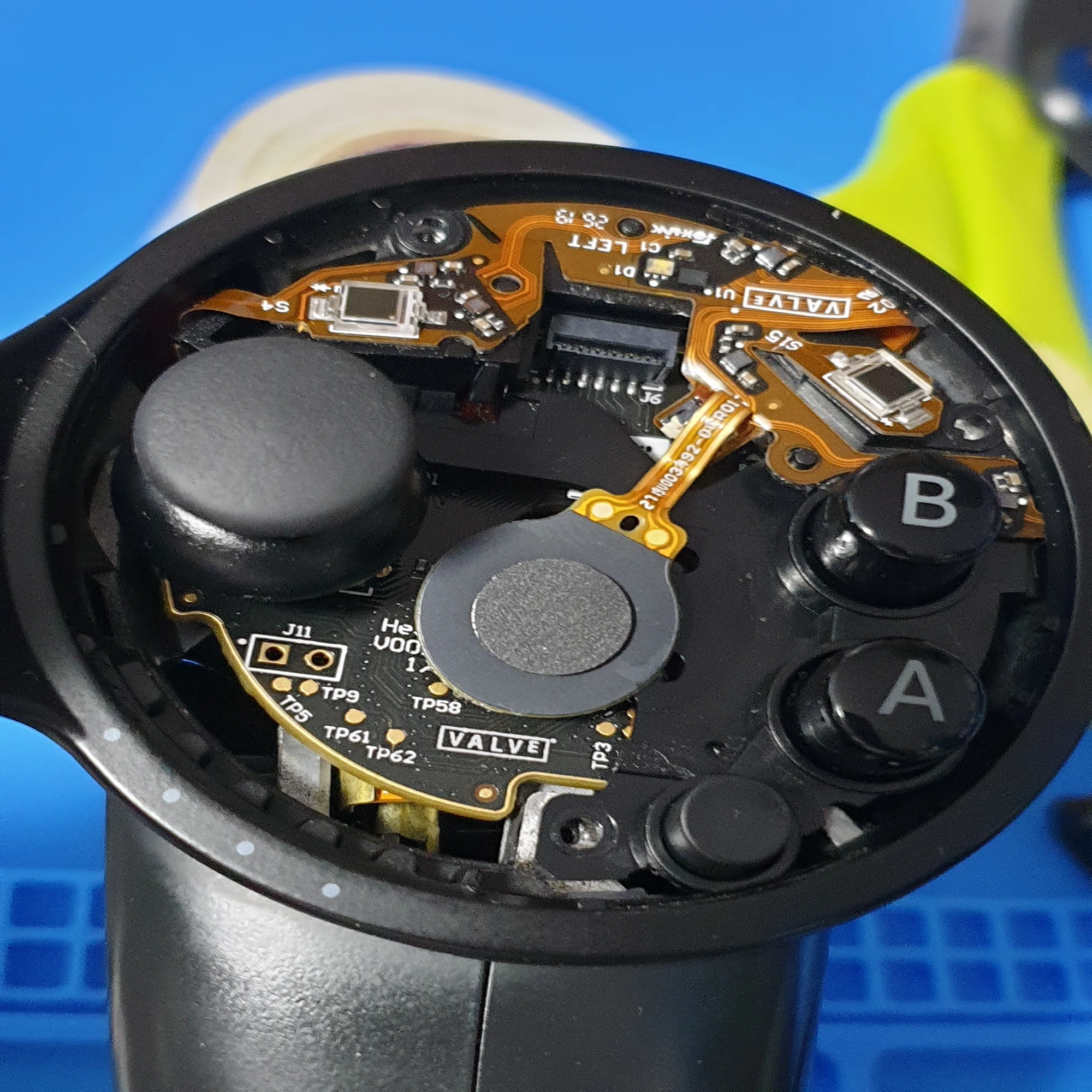 VALVE INDEX コントローラの修理可能範囲｜kiyone