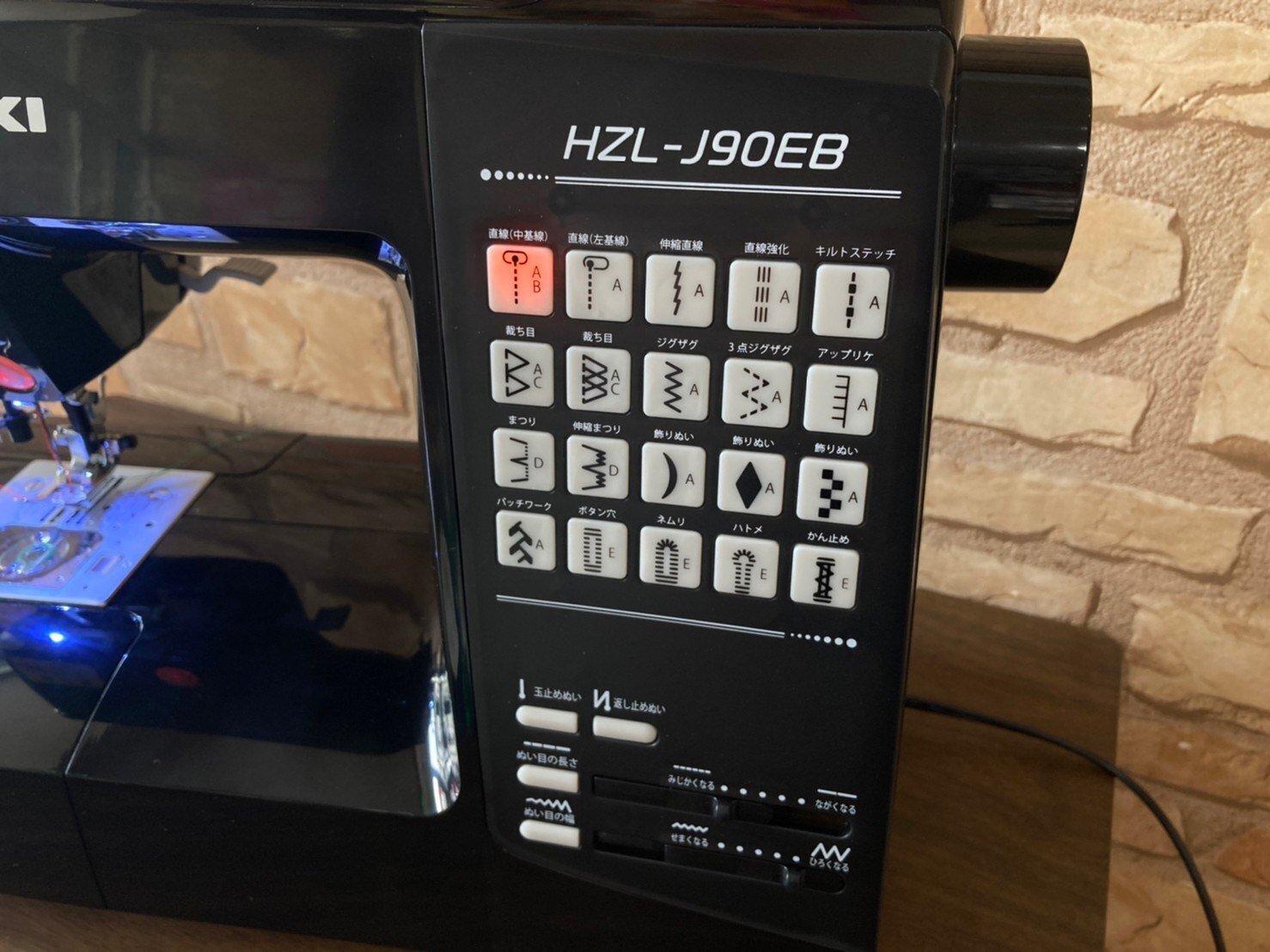 ミシン紹介】JUKI家庭用コンピューターミシン「 HZL-J90EB ミシン紹介】JUKI家庭用コンピューターミシン「 HZL-J90EB