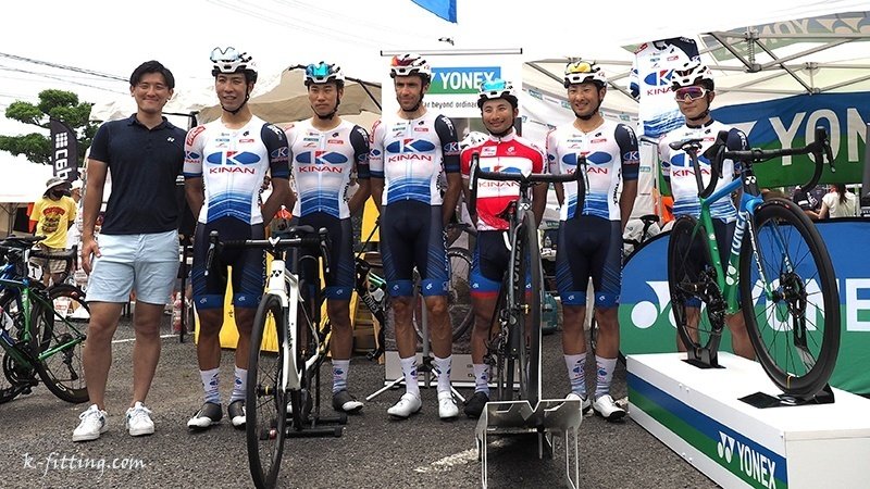三菱地所JCLプロロードレースツアー2022 HT広島トヨタ・広島クリテリウムメイン会場:YONEX ROAD BIKEブース