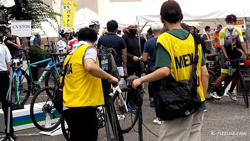 三菱地所JCLプロロードレースツアー2022 HT広島トヨタ・広島クリテリウムメイン会場:YONEX ROAD BIKEブース