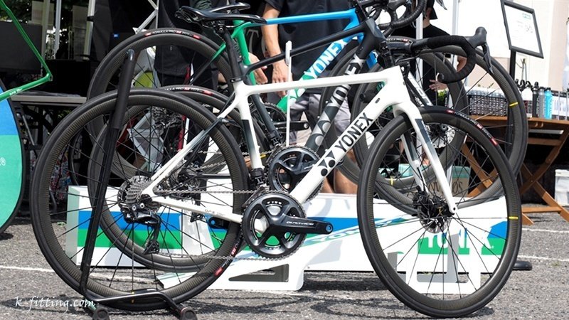 三菱地所JCLプロロードレースツアー2022 HT広島トヨタ・広島クリテリウムメイン会場:YONEX ROAD BIKEブース GROWENT