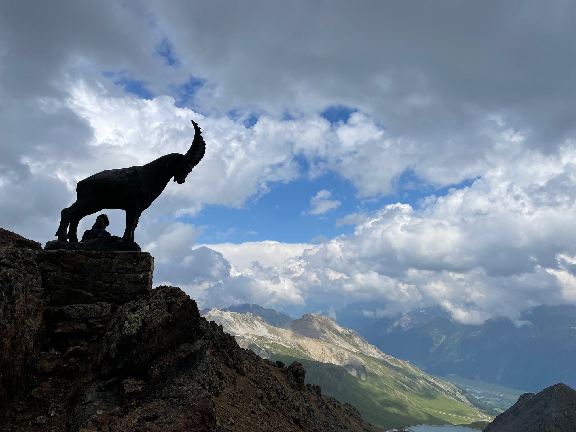 スイス エンガディン地方旅行記22年 夏 1日目その1 菅沼起一 Note スイス エンガディン地方旅行記22年 夏 1日目その1 菅沼起一 Note