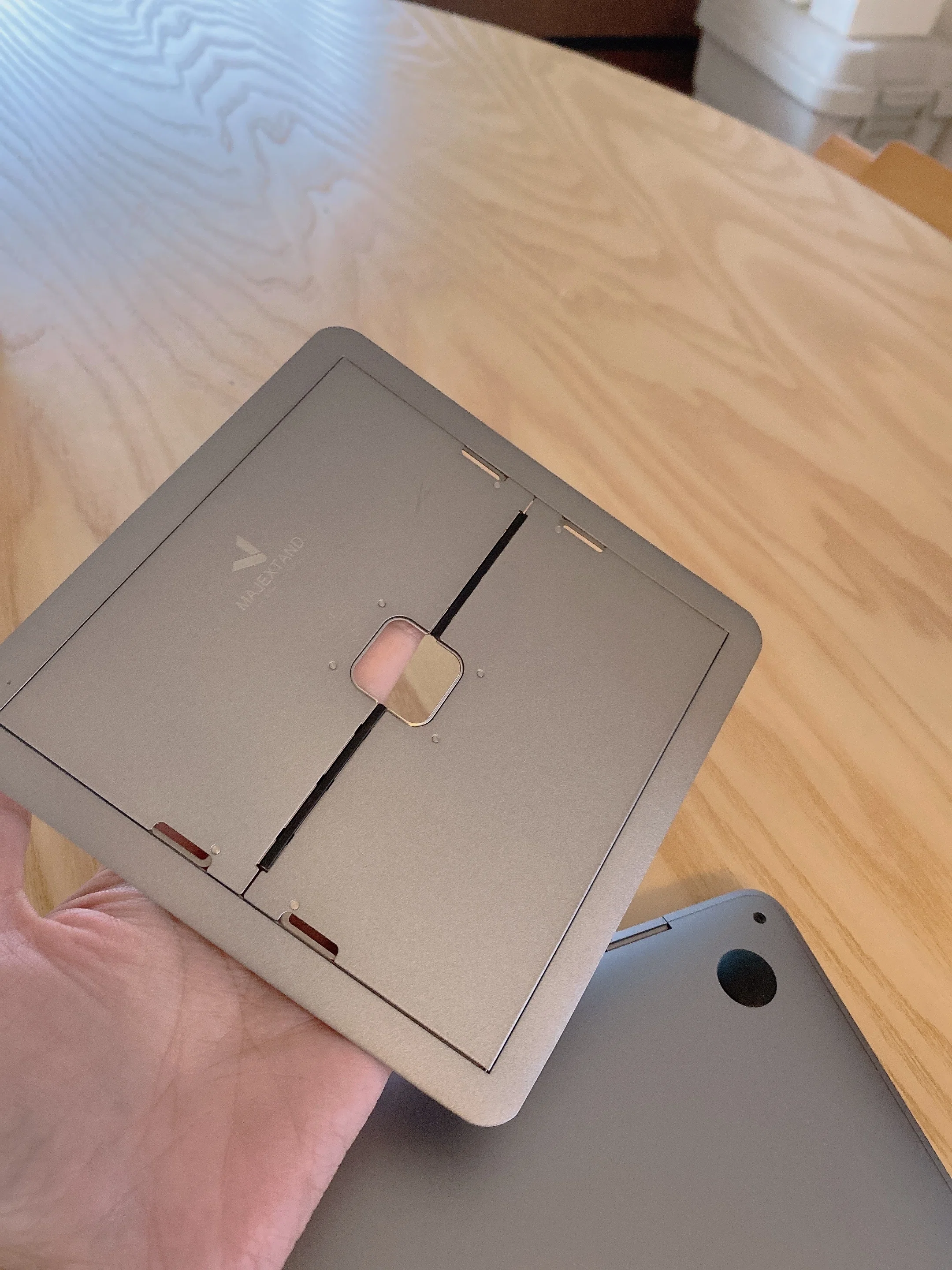 MajextandをMacBook Airに使ってみた｜ジャスミン