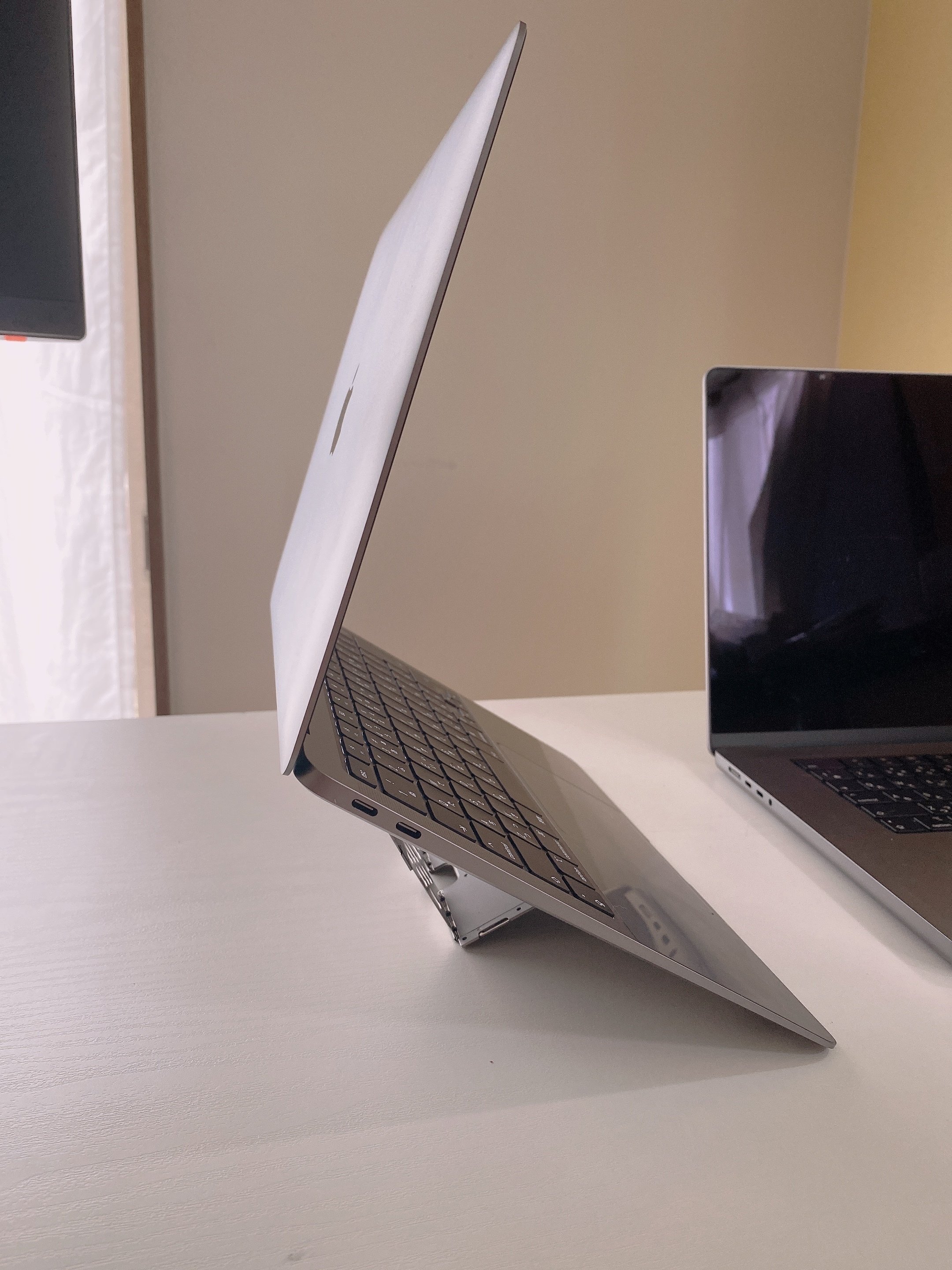 MajextandをMacBook Airに使ってみた｜ジャスミン｜センスのいい