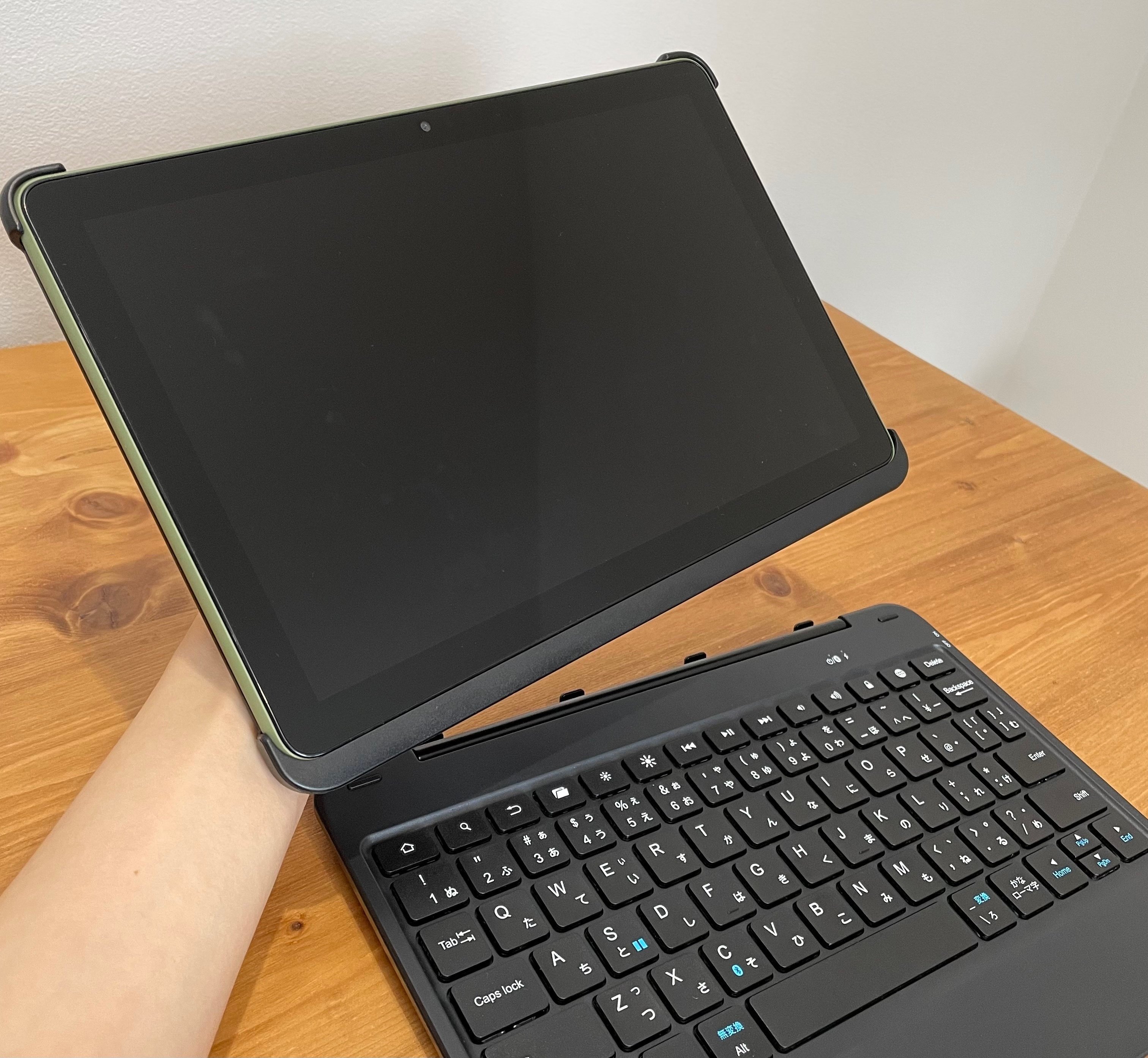 格安タブレット「Amazon Fire HD 10」を買ってから、QOL爆上がりです｜miko