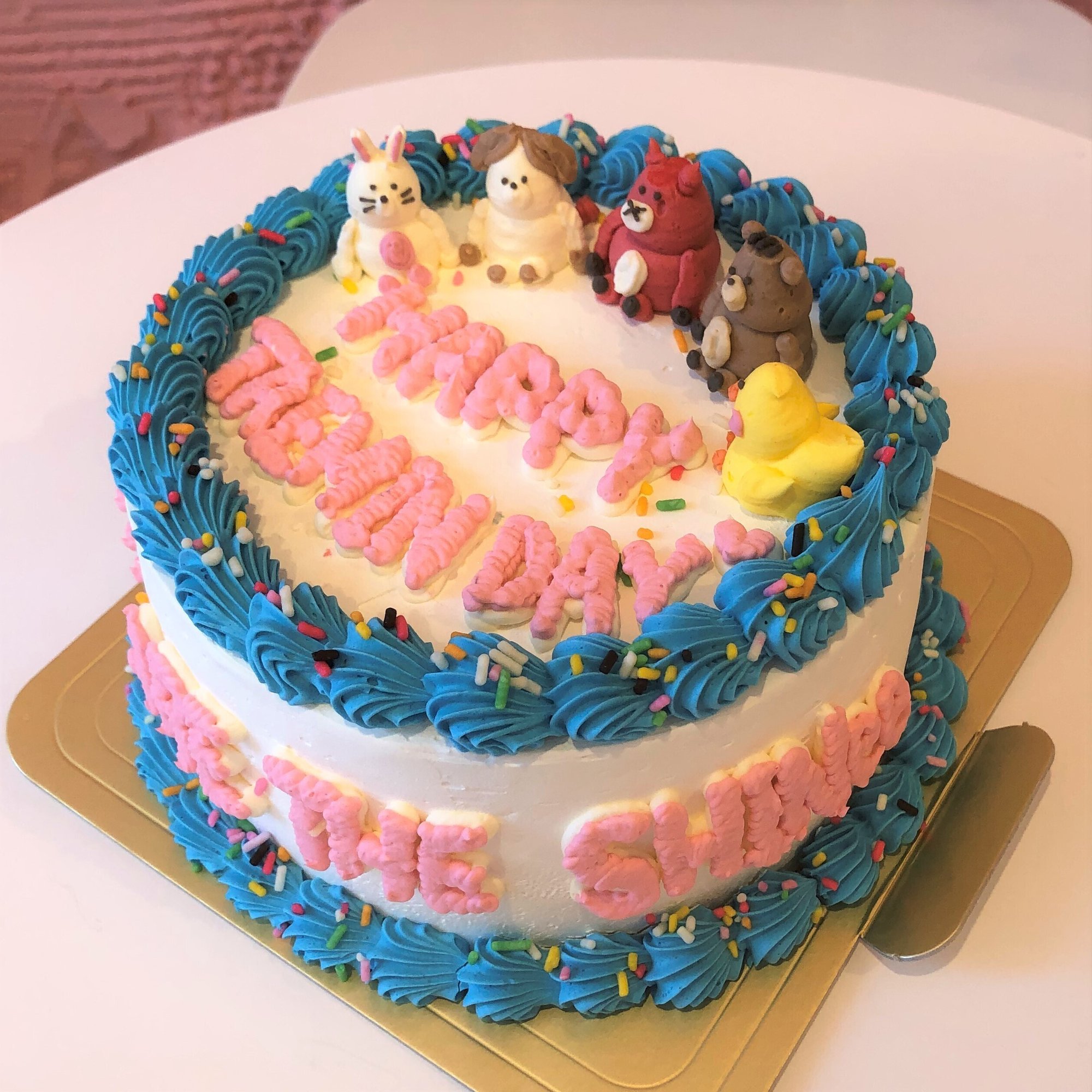 ｂｔｓやshinee アイドルの誕生日 デビュー日を盛大に祝う センイル文化 広島 中国新聞u35 Note