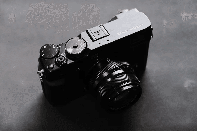 Fujifilm X100f レンジファインダーカメラ Fujifilm X100F｜みわ