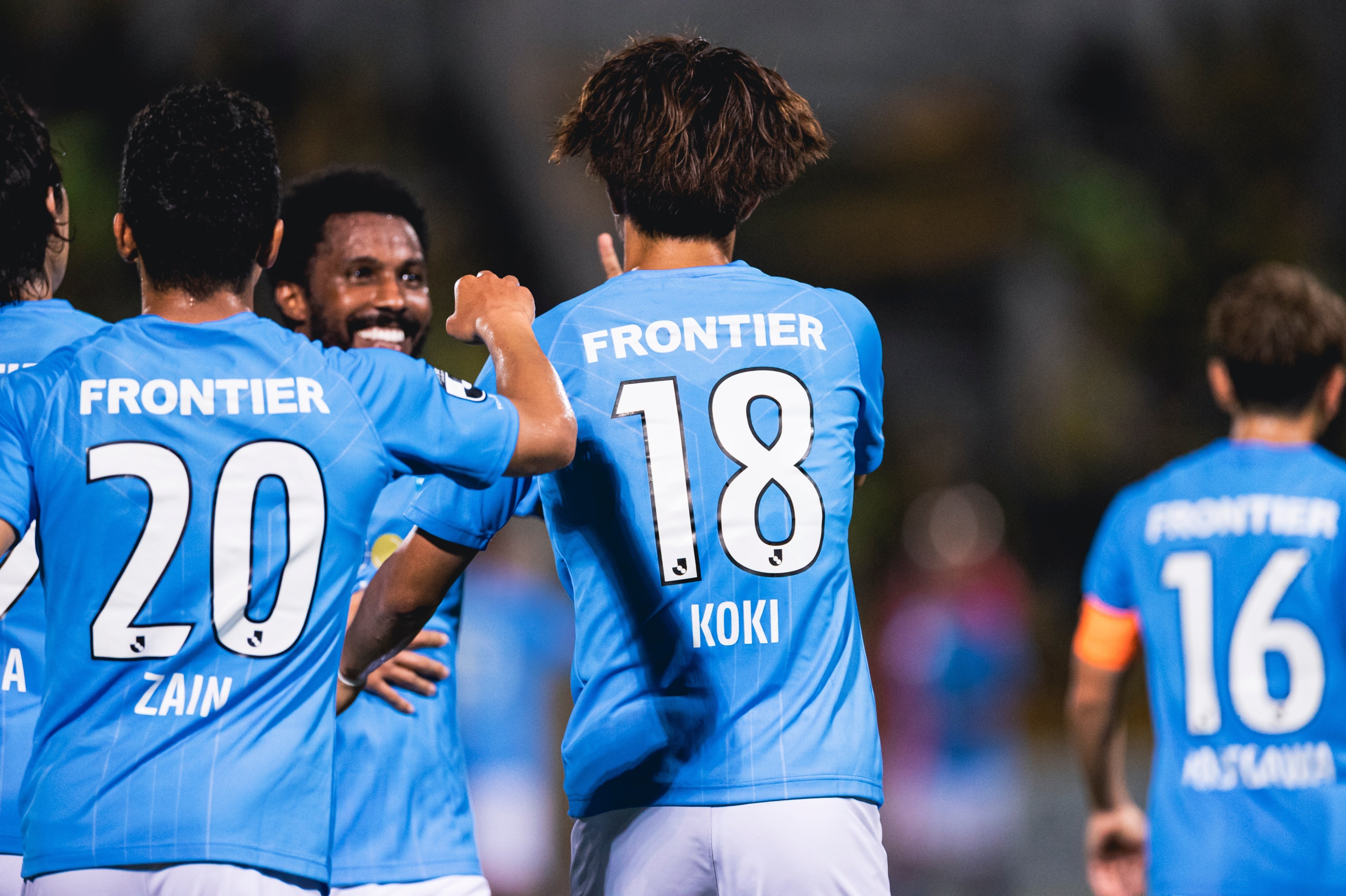 小川航基選手直筆サイン入りパネル 2022明治安田生命J2リーグ第27