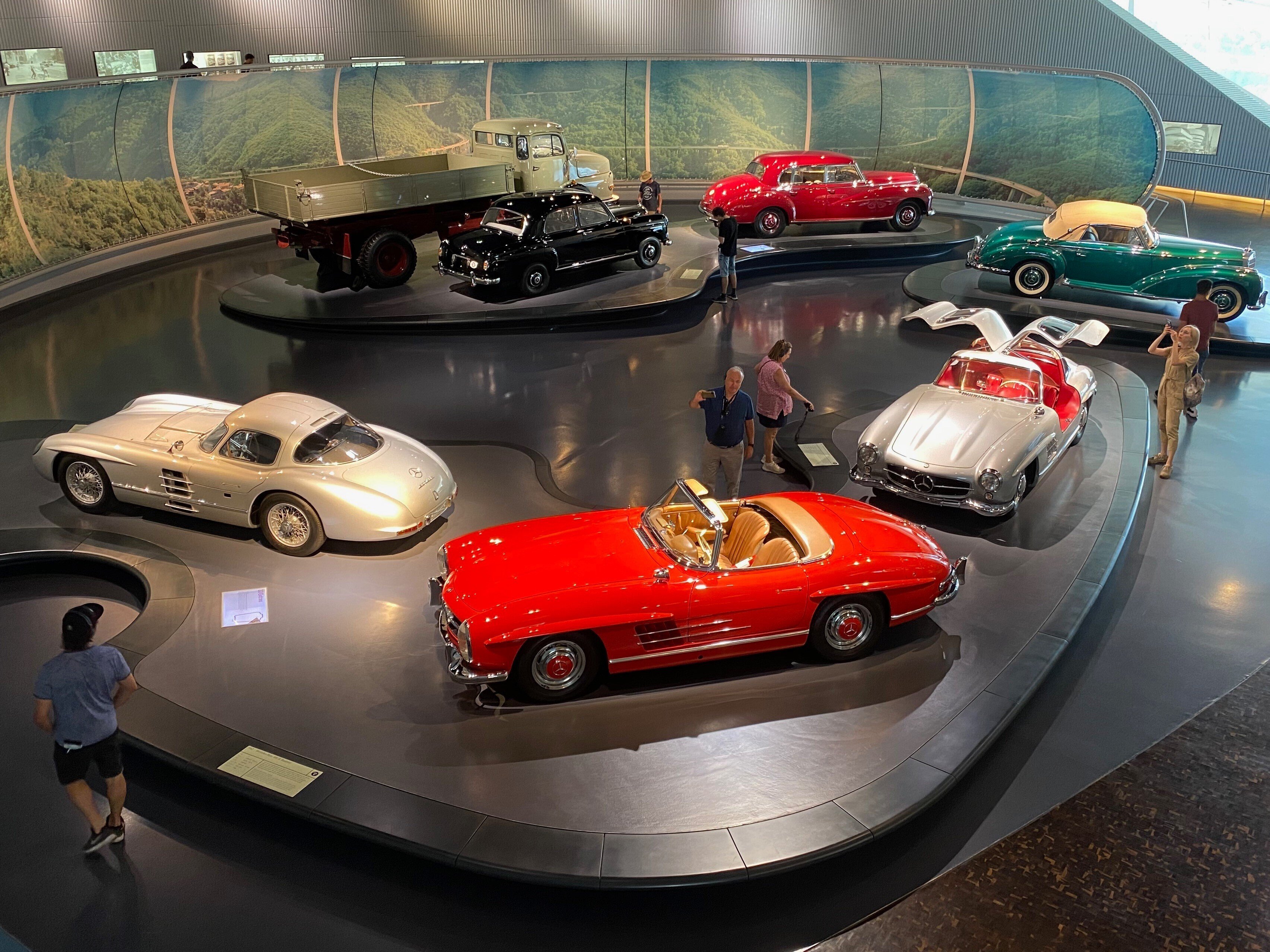 Mercedes-Benz Museum｜Akio van der Meer