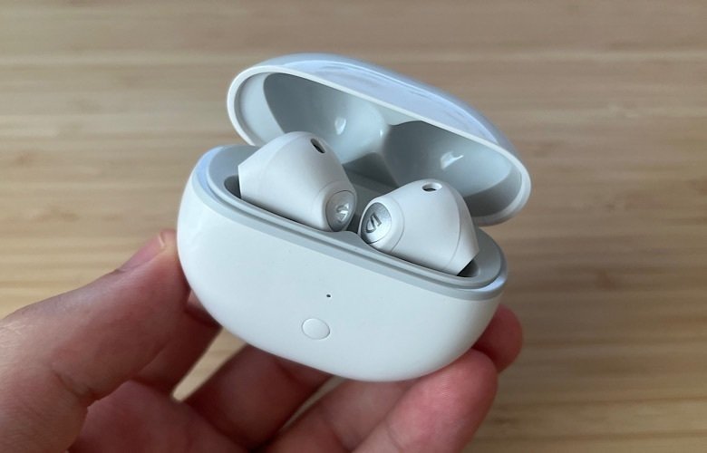 未使用に近いSOUNDPEATS（サウンドピーツ） SOUNDPEATS（サウンド