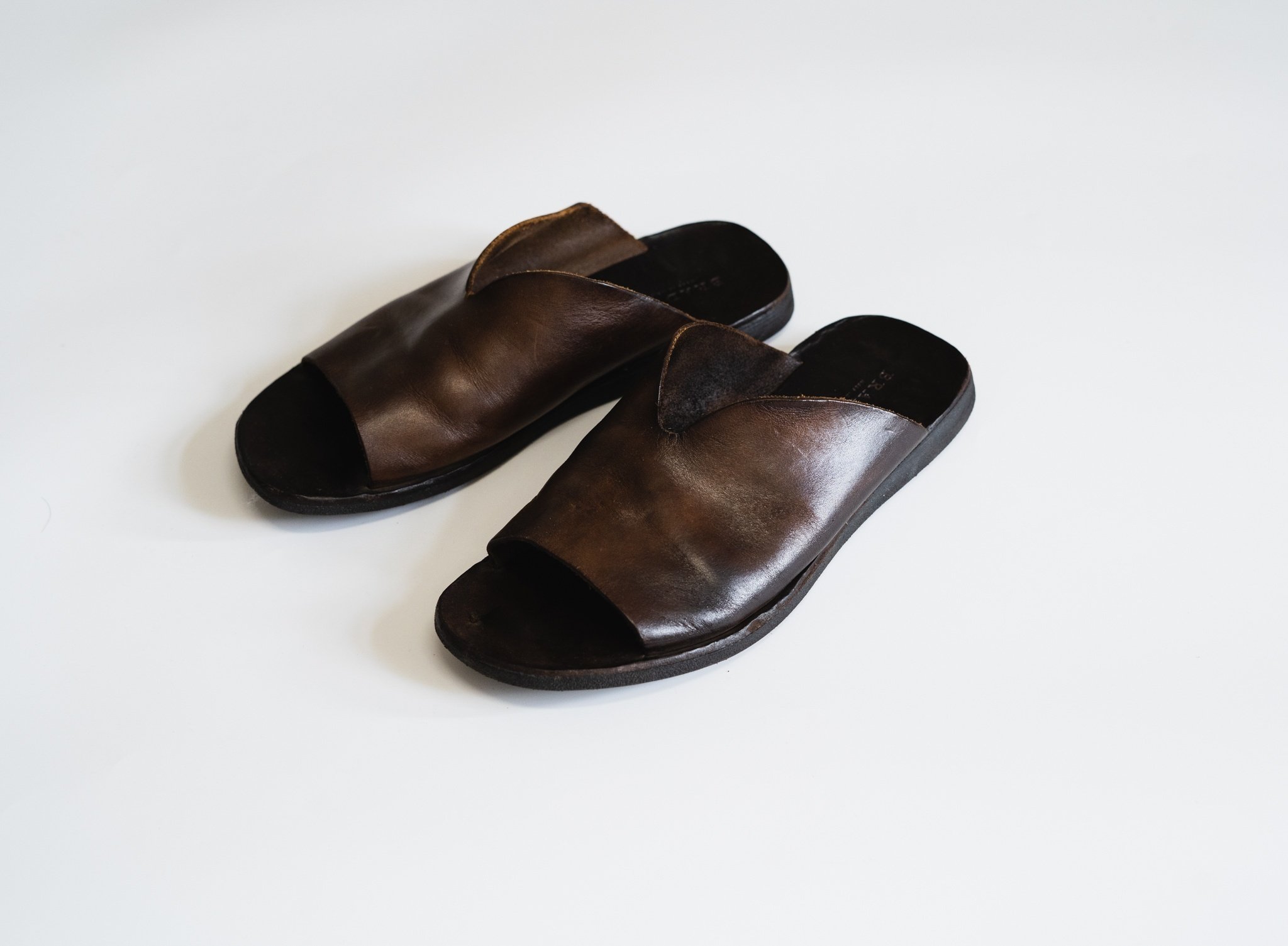 この夏にとりあえずのケリを付ける！サンダル＆ショートパンツ特集