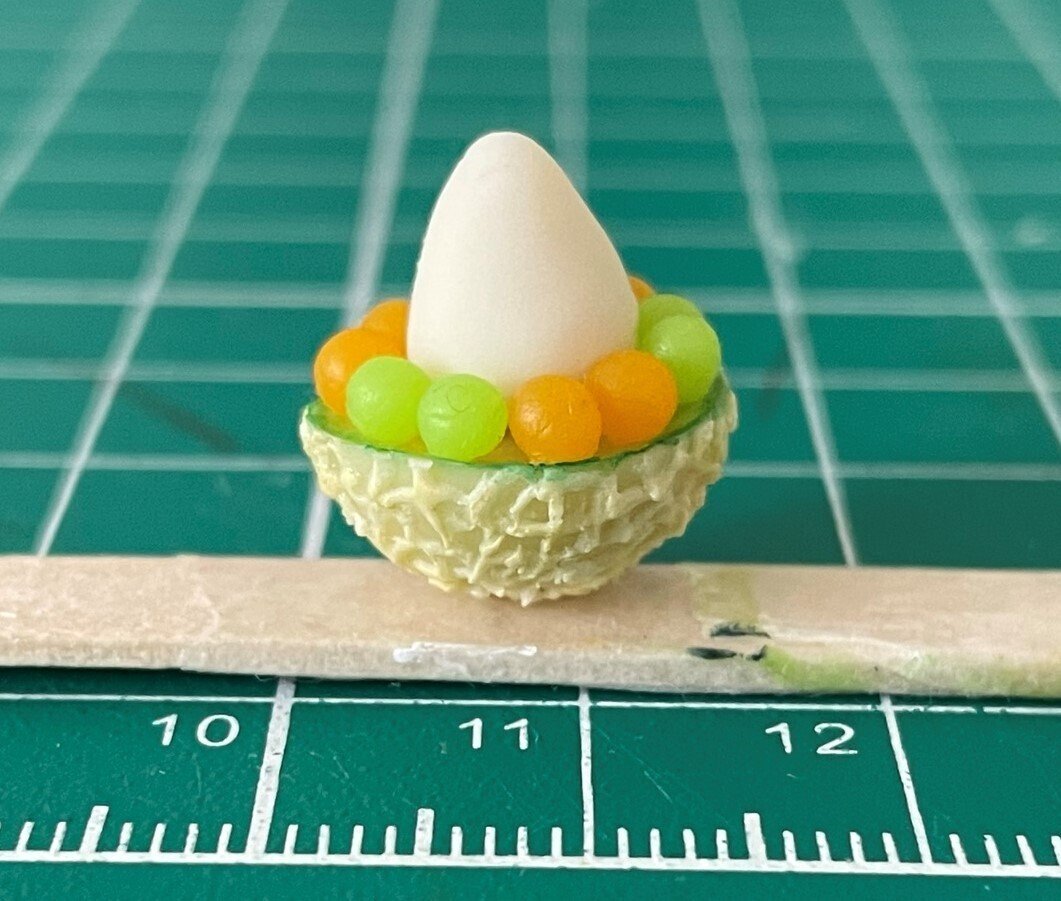 2色の丸ごとメロンかき氷 ～1円玉にのせて～｜goriy66