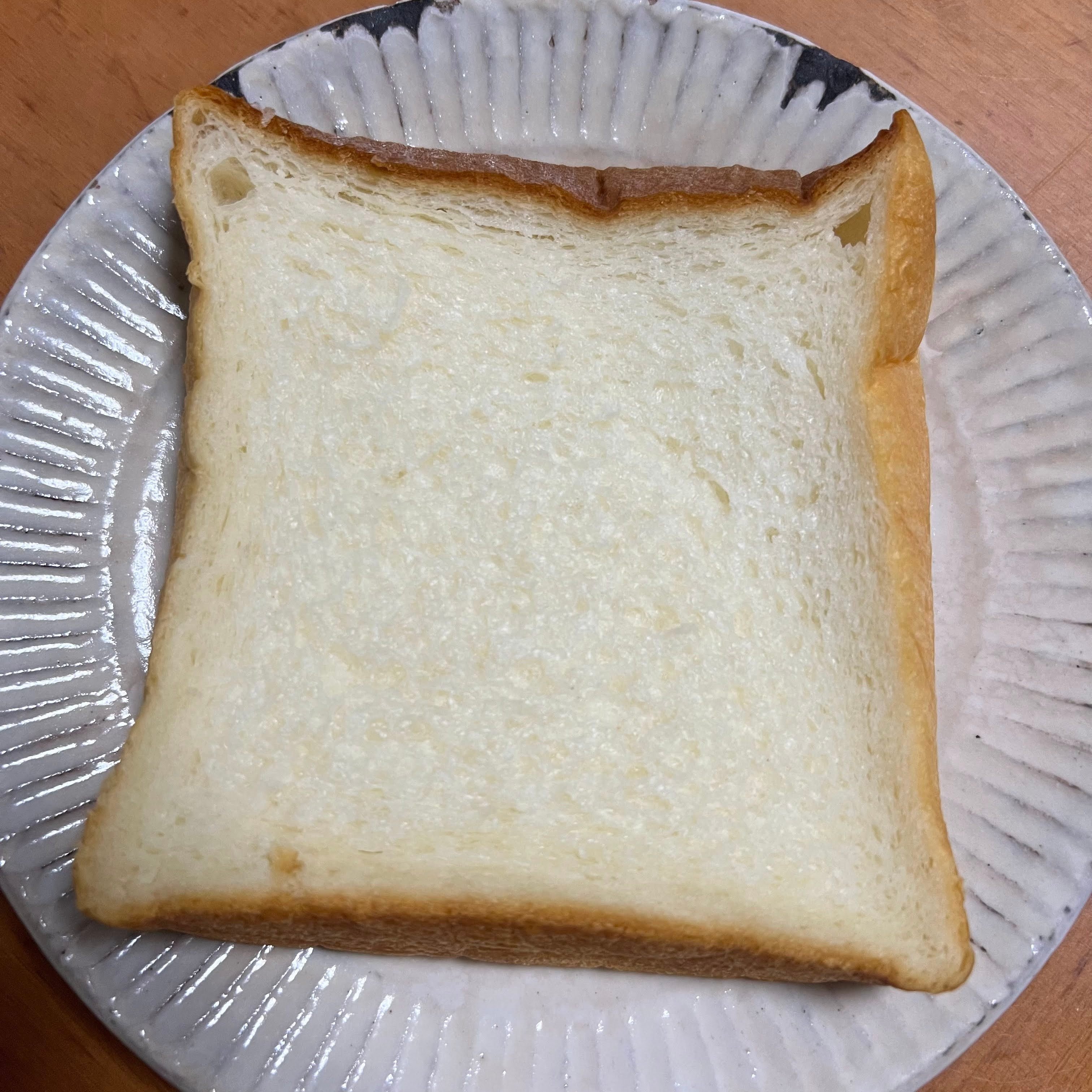 食パン393 西元町 ぱんSatori｜saki1000