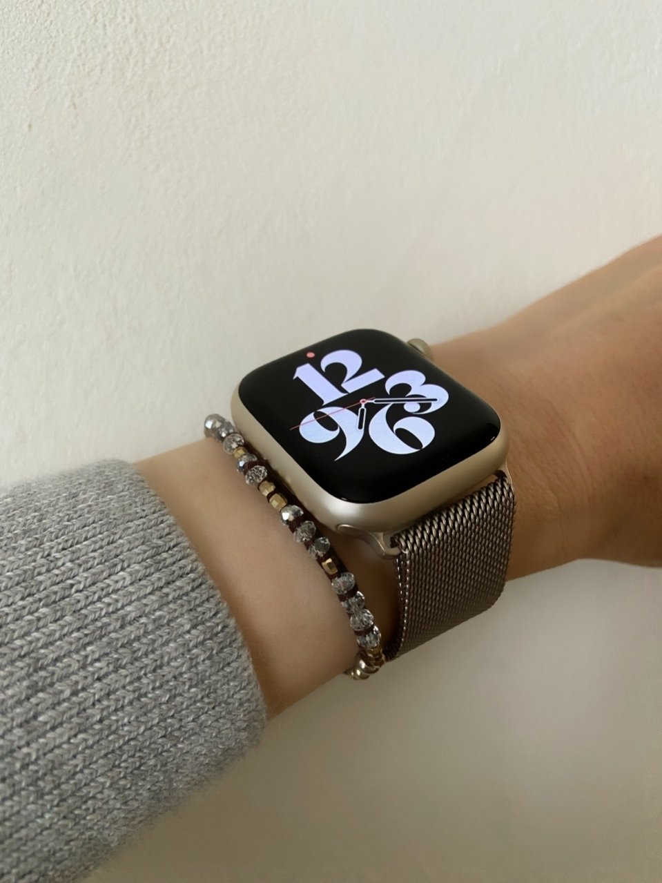 Apple Watch 7 スターライトに合わせてベルトを集める｜Mitchi-san 