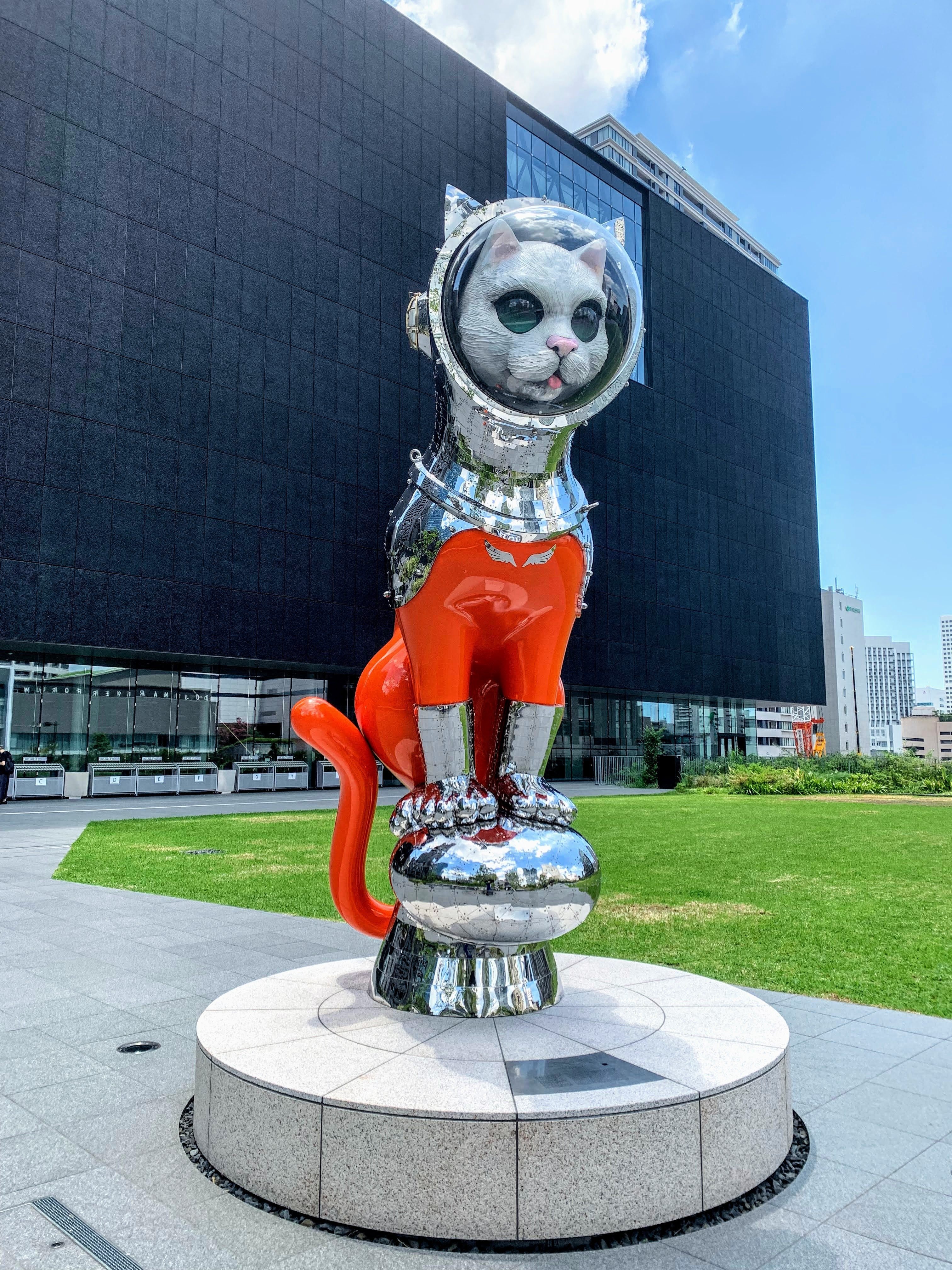 岡本太郎展とタローマンと太陽の塔｜よも 廃盤 140cm【キッズ】タローマン