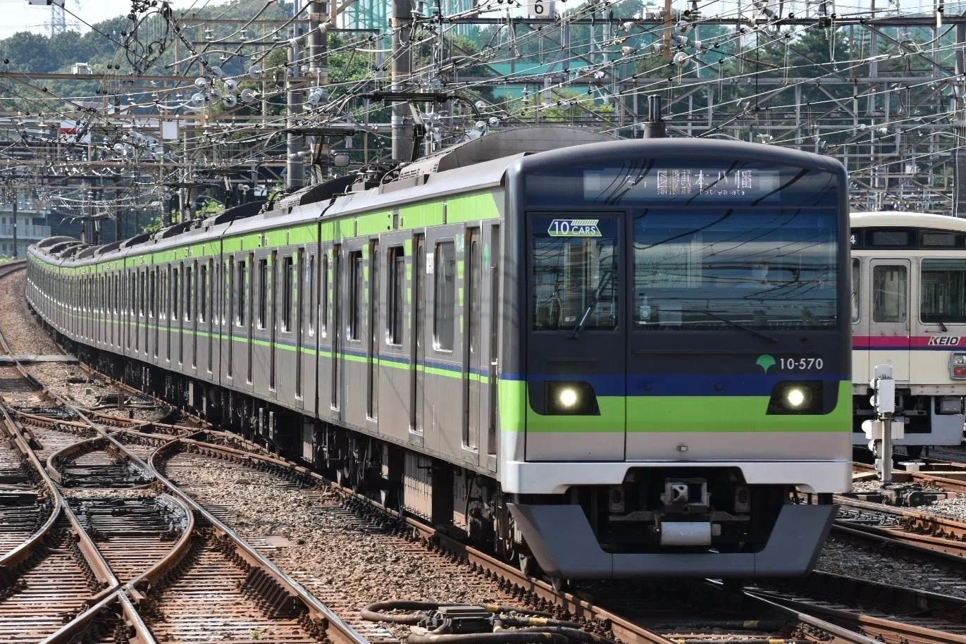 都営新宿線の車両がすべて10両編成に！8両編成の車両はすべて廃車
