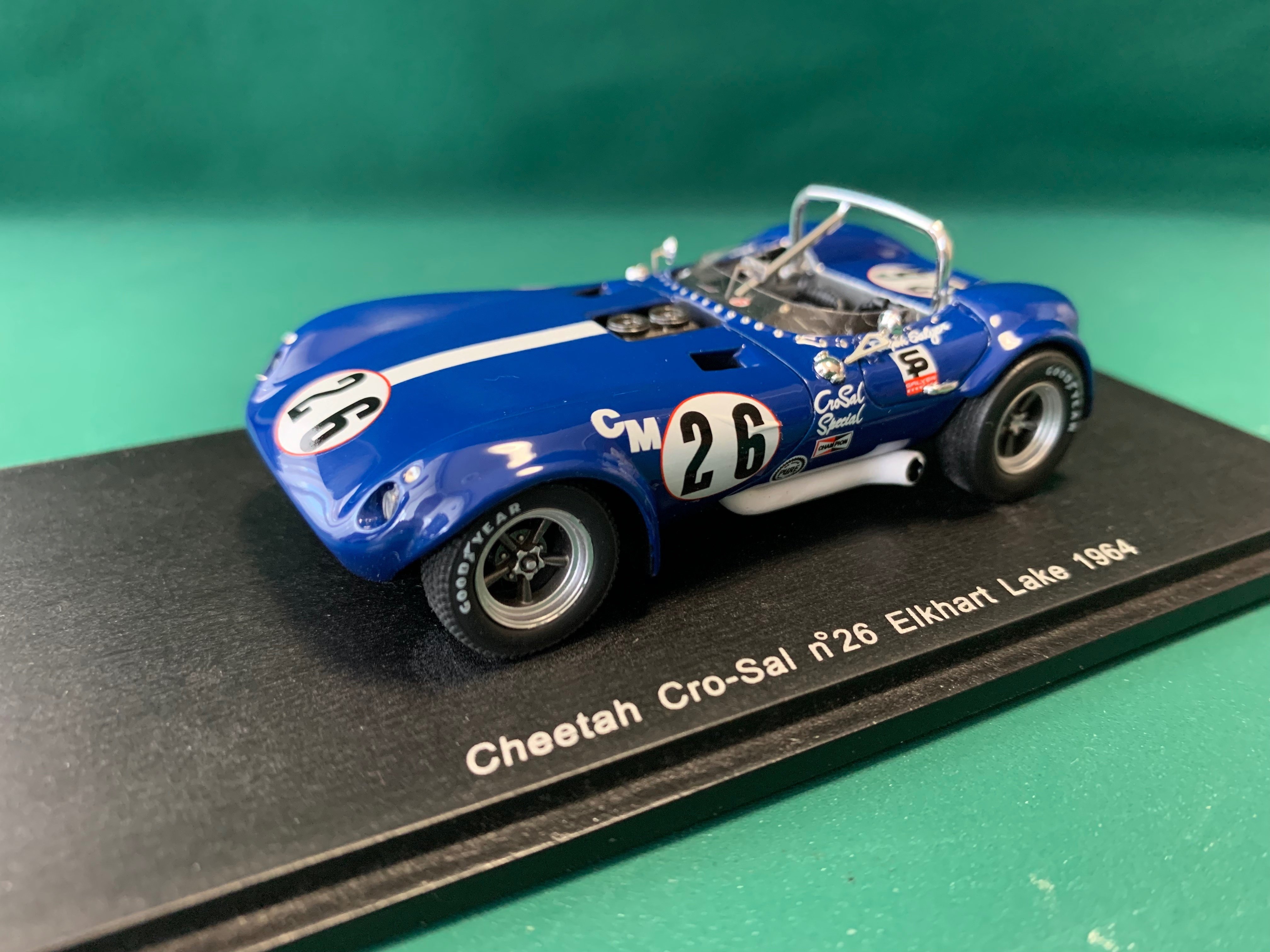 異能β-5 あっと振り向くバックシャンCheetah Riverside｜猫夫