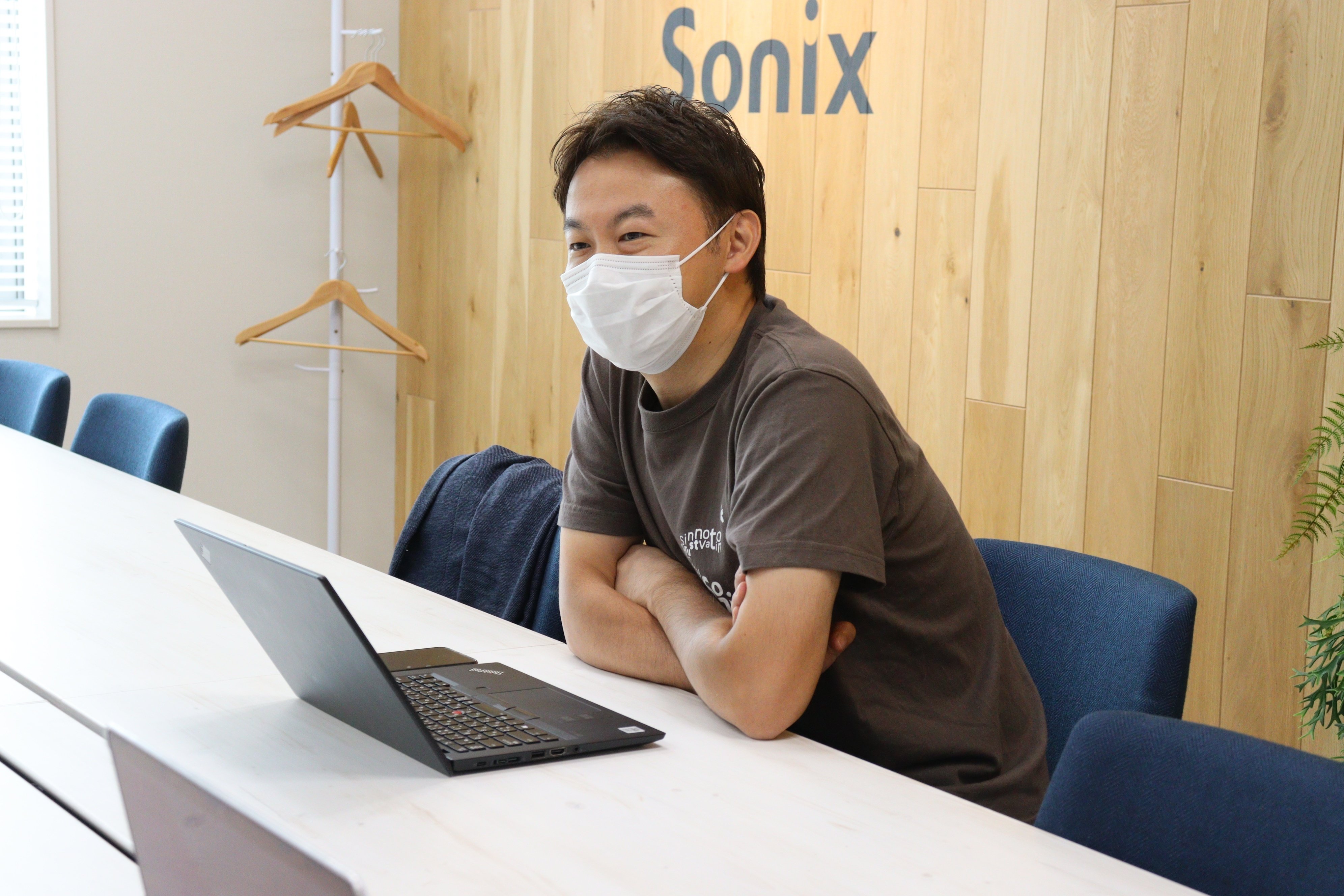 吉澤代表インタビュー（前編）】野球一家のはみ出し者がテクノDJを経て