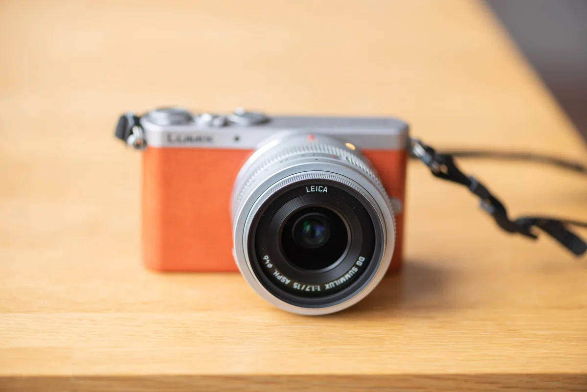 LUMIX GM1kと愛用レンズ(LEICA 15mmF1.7/ 12-32mm F3.5-5.6/ 42.5mm F1 