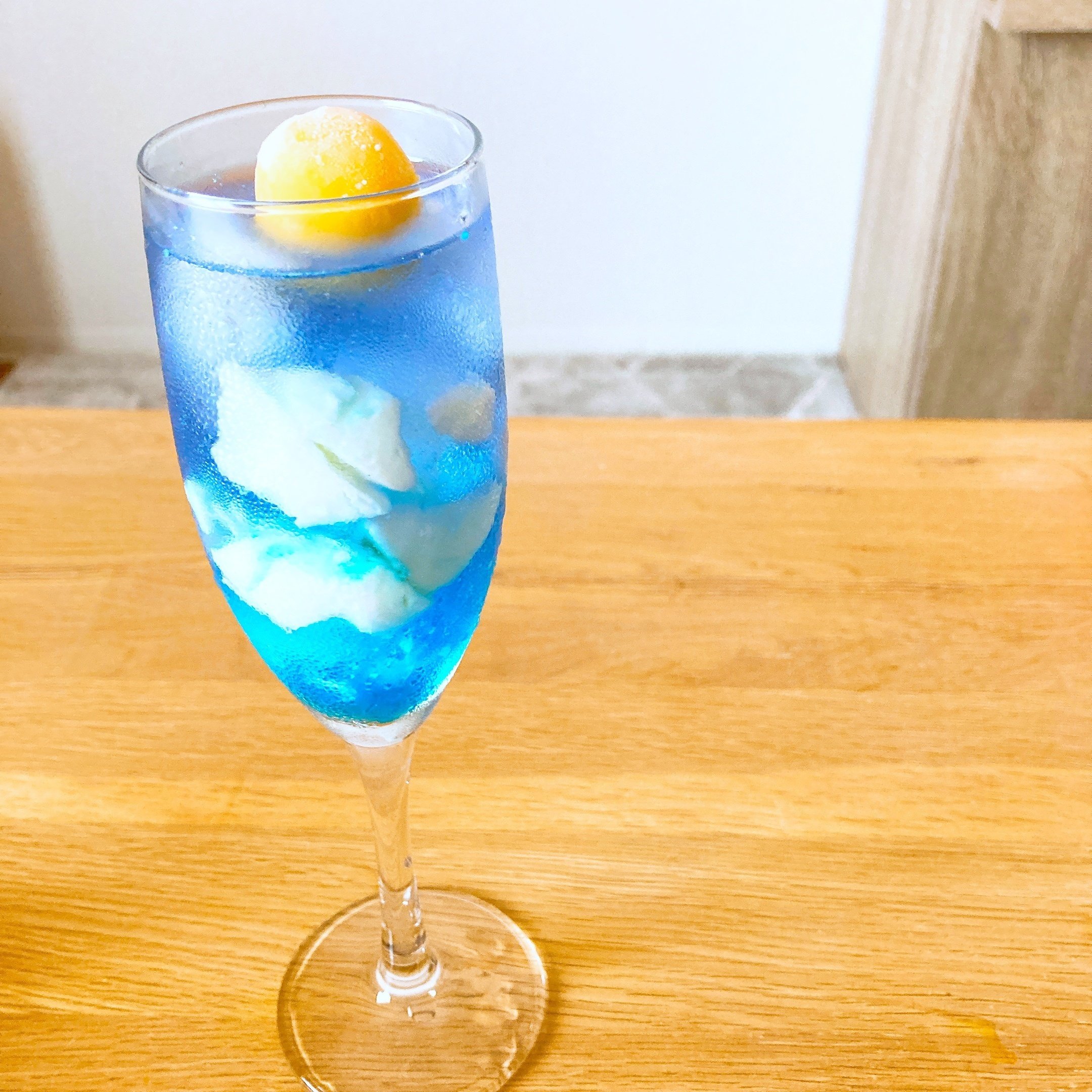 爽やかな夏カラーの飲み物つくってみた｜ラムネアプリ@あなたの毎日を