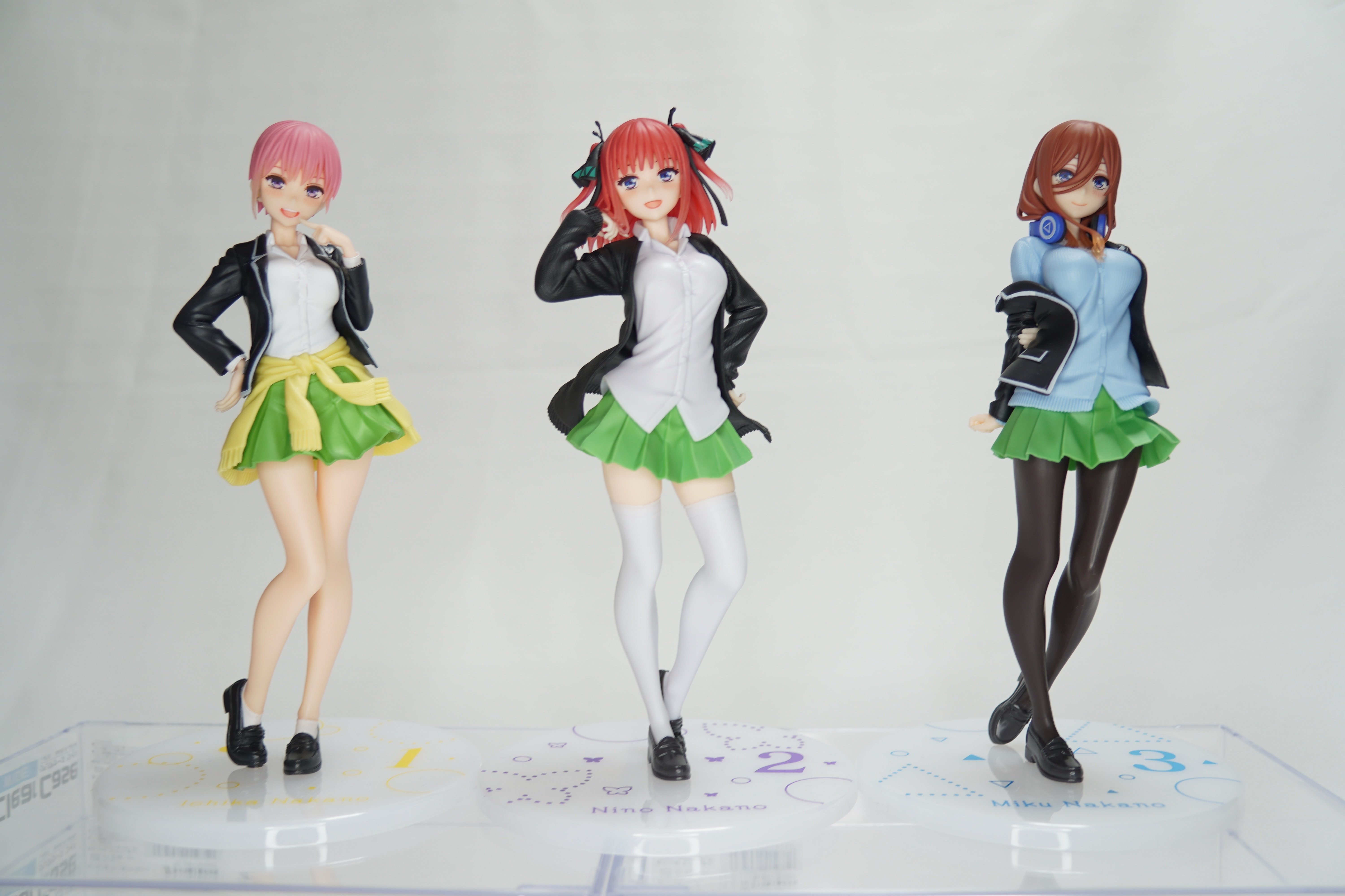 タイクレ限定 五等分の花嫁SS 中野三玖 制服ver 笑顔がキュート！『五等分の花嫁∬』制服姿の中野三玖がプライズ