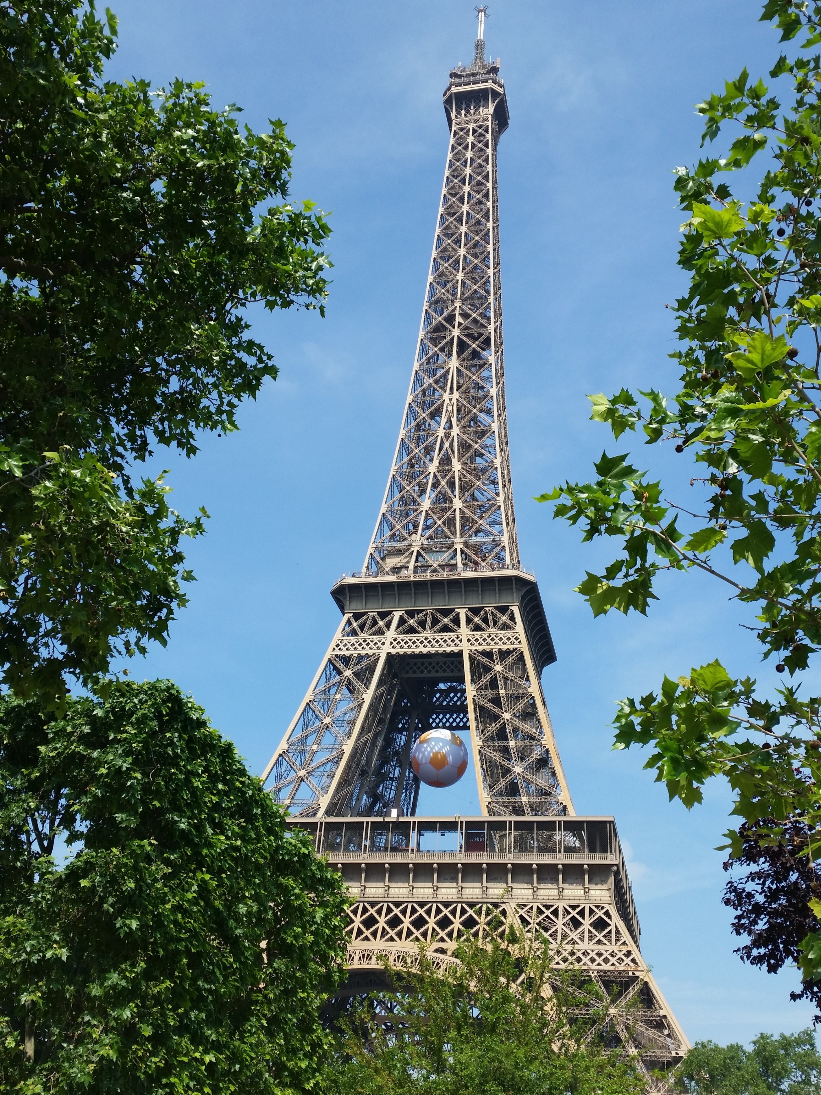 ◆【エスプリの効いた大人の１枚！COMMUNE DE PARIS(コミューンドゥパリ)/遊び心を感じるコットン天竺半袖Ｔシャツ】[cdp1860121] 憧れのパリのエスプリ\"L\u0027esprit tant attendu de Paris\"  。。    +