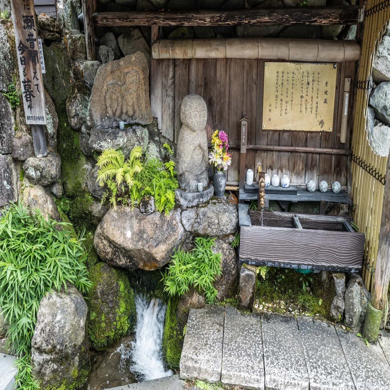 清流と踊りに守られる、奇跡の城下町〜岐阜県郡上市八幡町。｜風街観光 