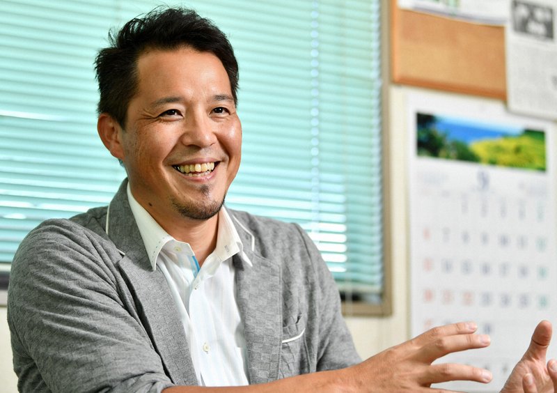 栄鋳造所の鈴木隆史代表取締役社長=西夏生撮影