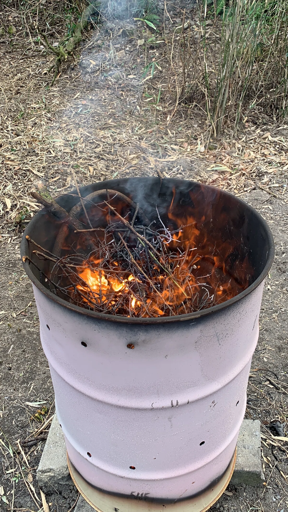 12【ドラム缶に穴を開けて、トルネード焼却炉】｜hiroshi_arm