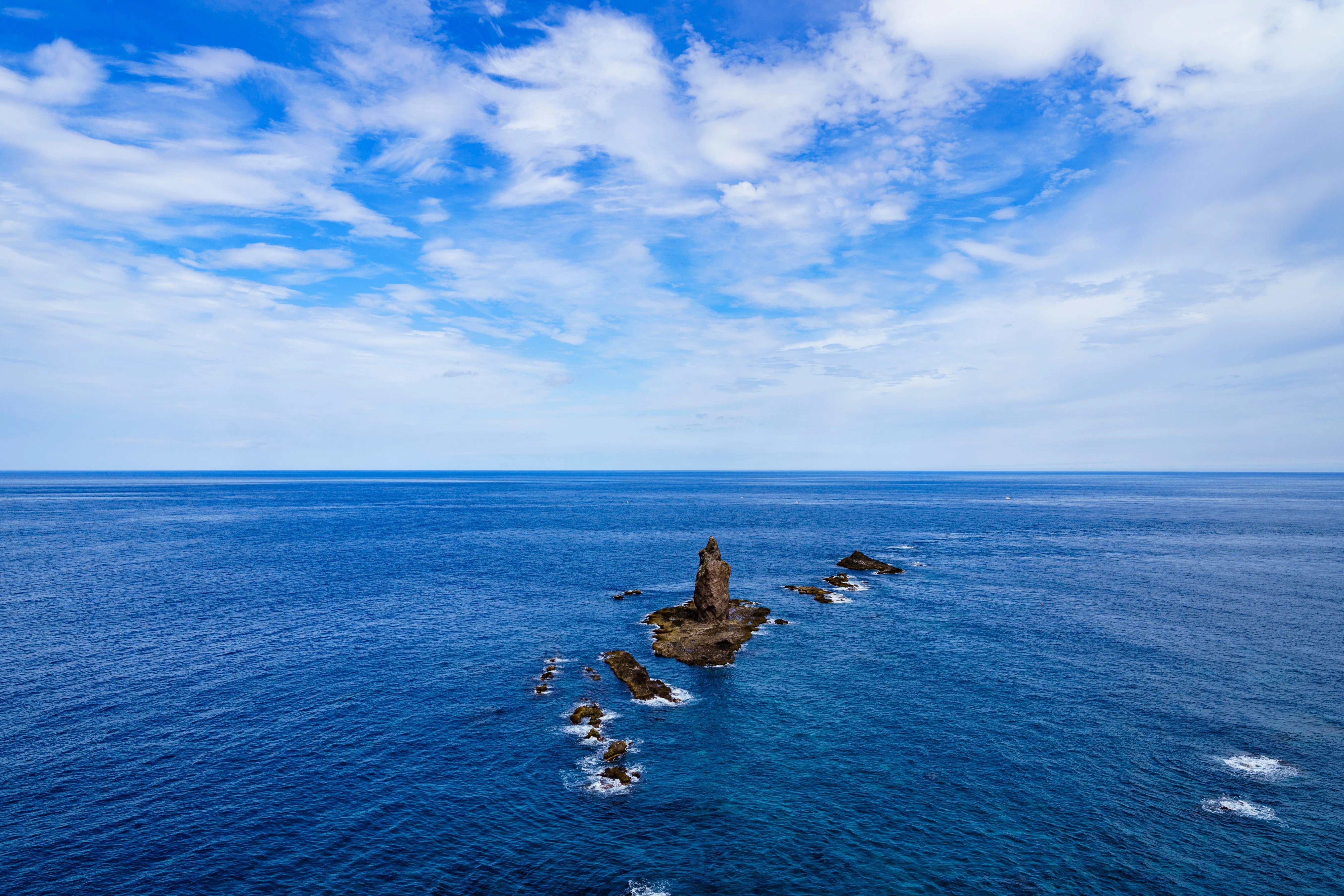 神威岬灯台｜北海道積丹町｜すずきたけし