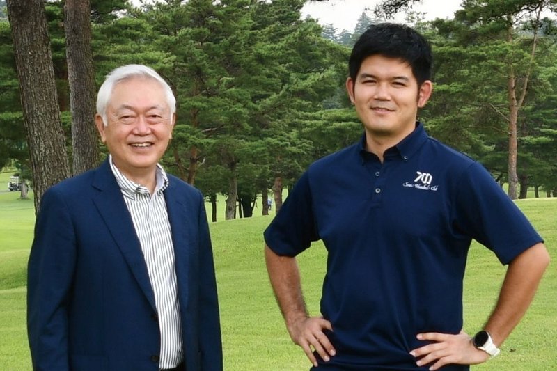 小林隆行さん(会長)、忠広さん(社長)