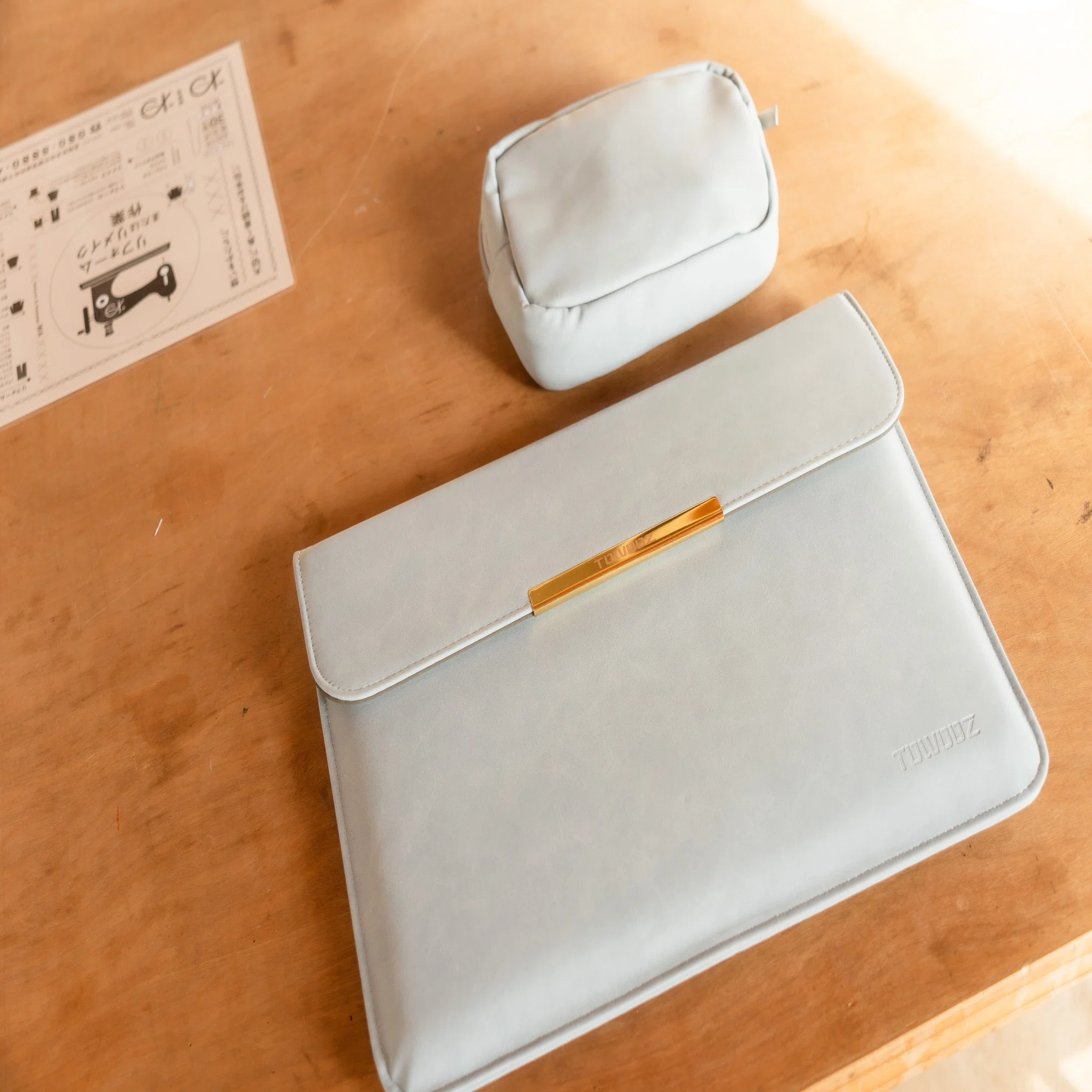 Apple・MacBook】高コスパでノイズレスなTOWOOZのPCケース。僕はこれ一 