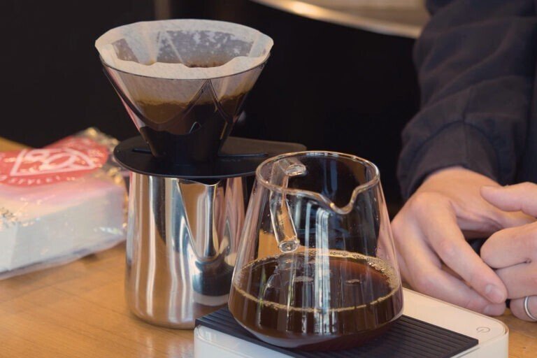 自宅で簡単に美味しくコーヒーを入れる方法｜HARIO（ハリオ）1投式