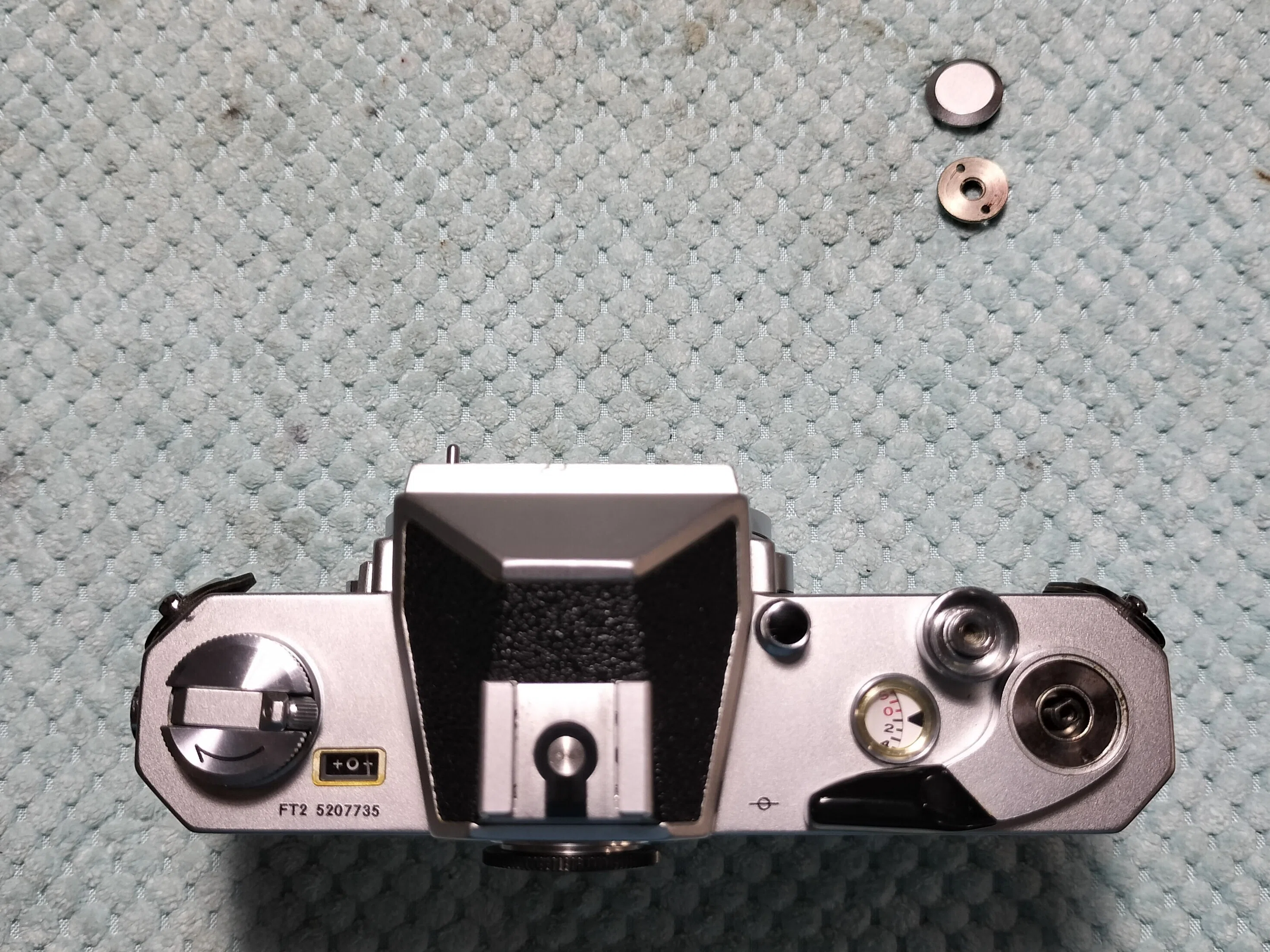 Nikon Nikomat FT2の分解｜フィルムカメラ修理のアクアカメラ