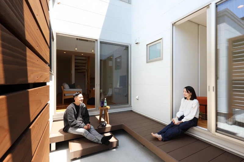 ベランダとバルコニーって何が違うの?ベランダの4つの有効な活用方法!|SIMPLE NOTE渋川・吉岡スタジオ