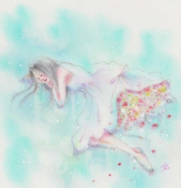すこし冷たい夏空のベッドで 　雲の隙間に揺られながら　 泳ぐ花びらと夢を見る