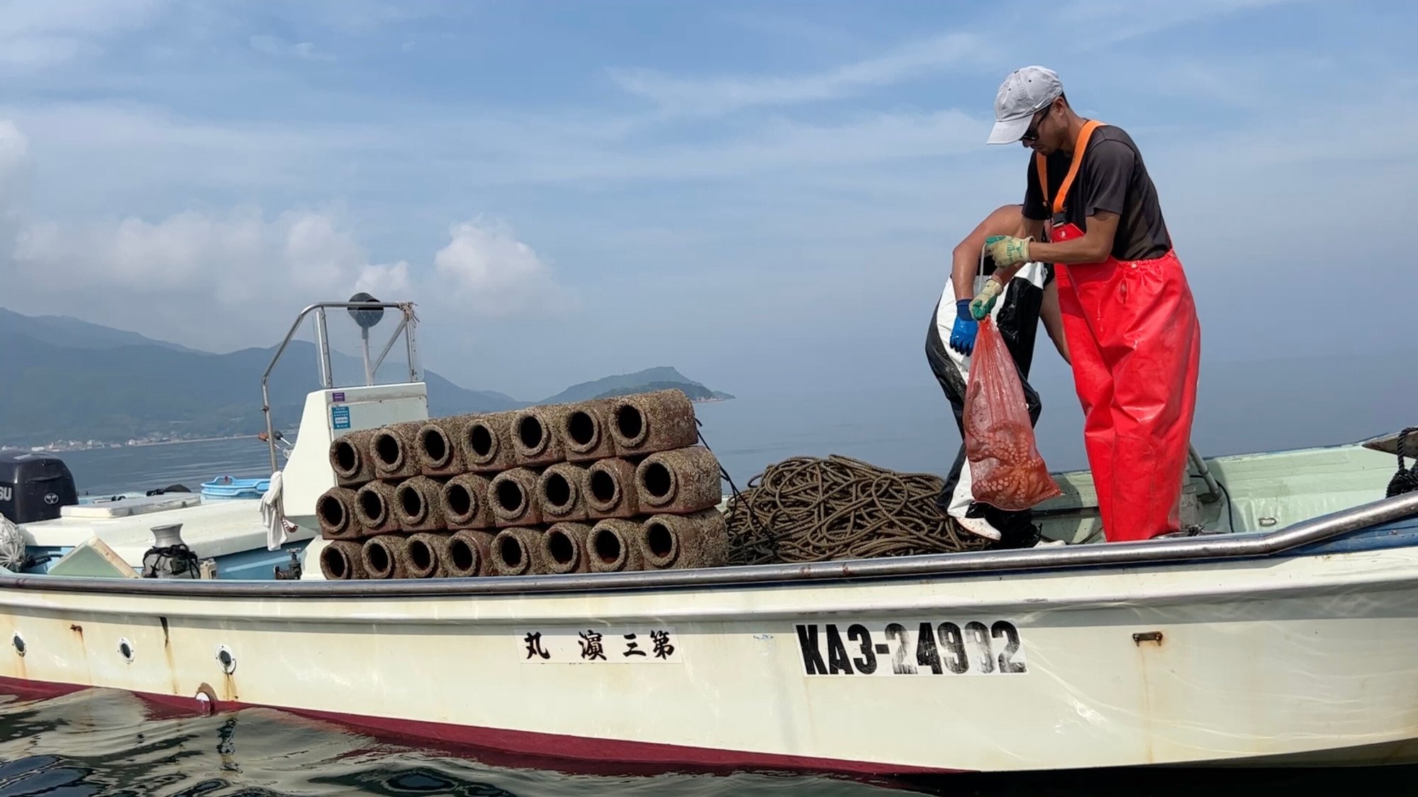 小豆島 漁師兄弟とタコ縄漁へ よしださゆりの漁業レポ Sayulogさゆログ ちいさな学びをみんなとシェアするyoutuber Note 小豆島 漁師兄弟とタコ縄漁へ よしださゆりの漁業レポ Sayulogさゆログ ちいさな学びをみんなとシェアするyoutuber Note