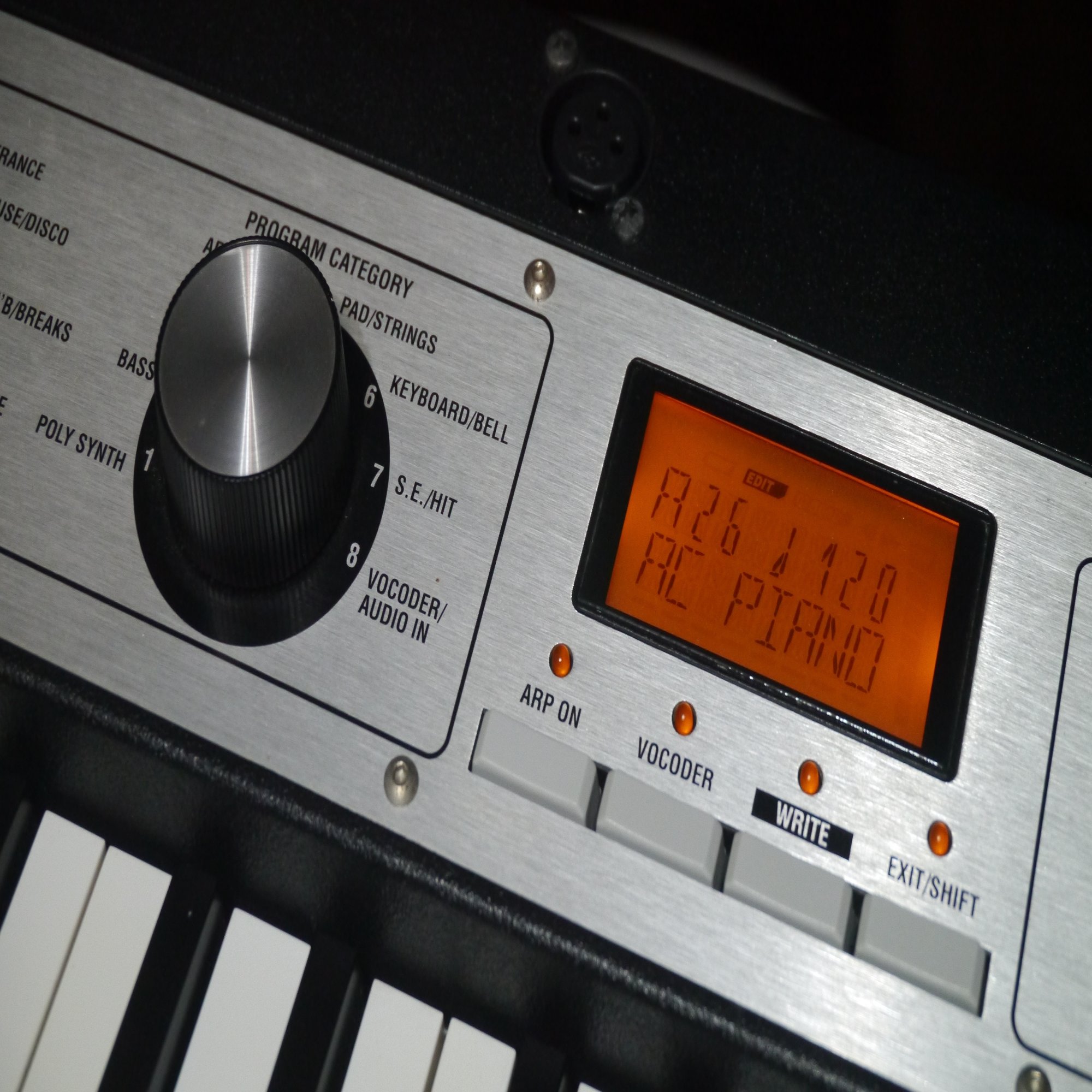 夏の作曲 宅rec講座22 ハード シンセ Microkorg Xl に触れる Jisaione Note