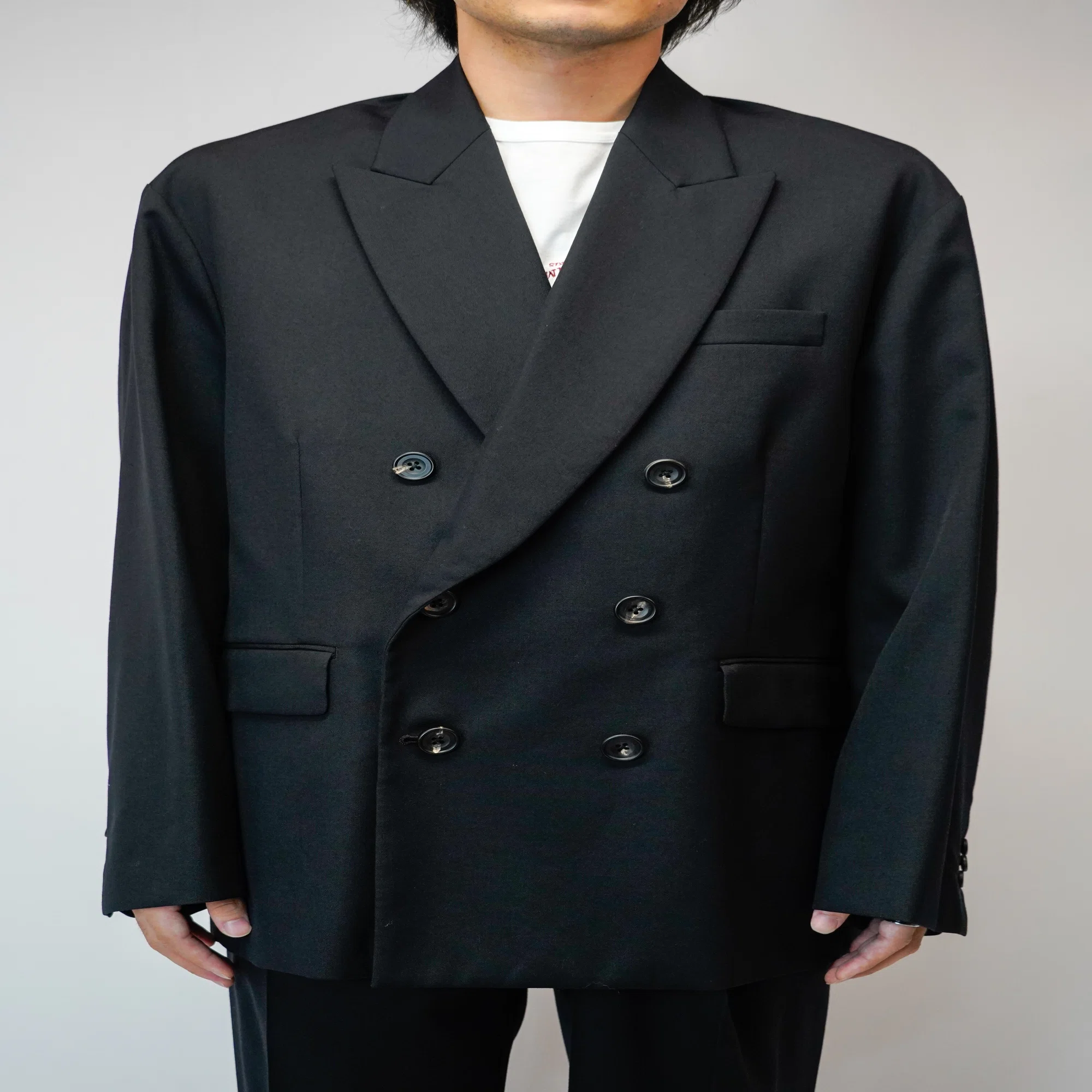 レビュー】stein(シュタイン）のジャケットの魅力と、着用感を紹介し 