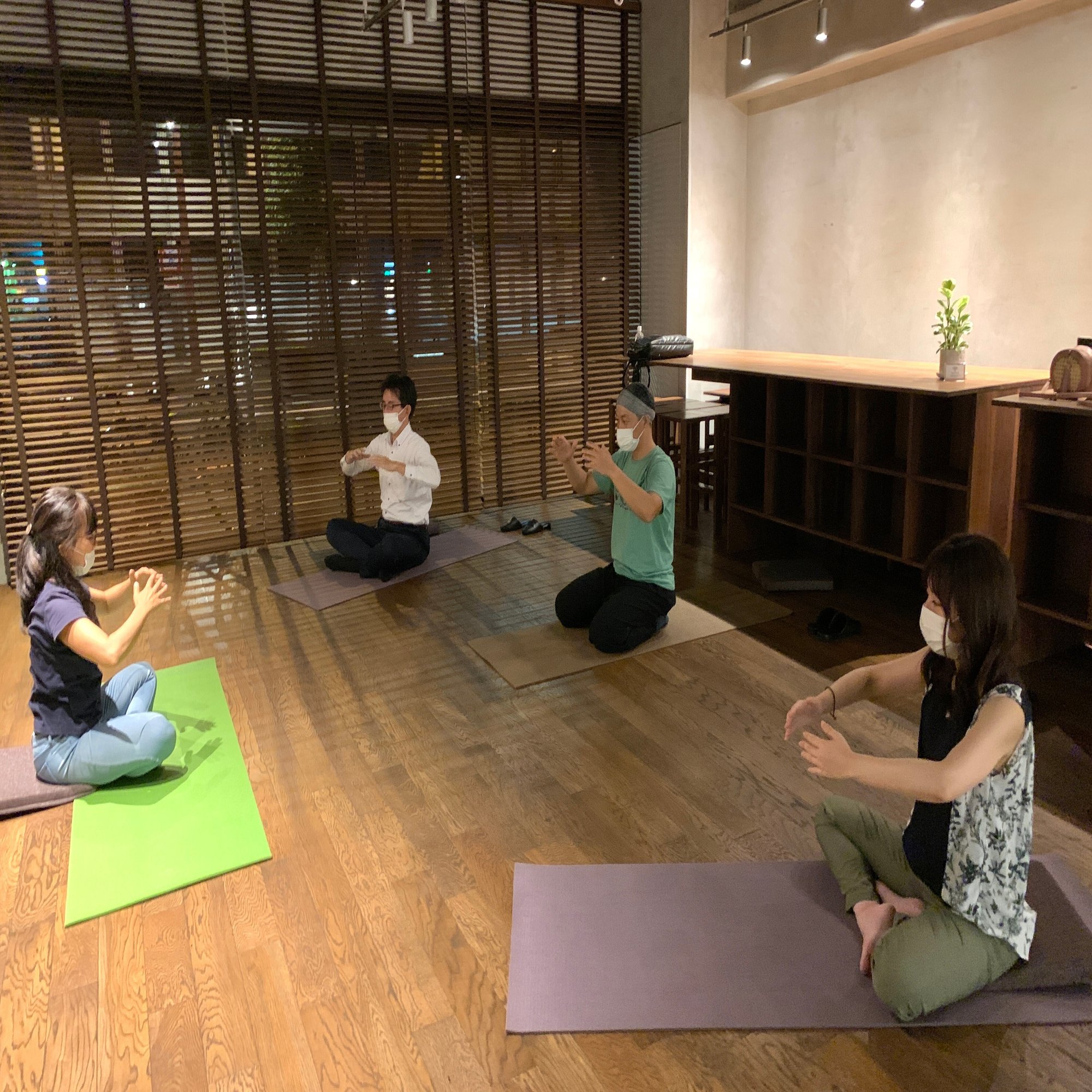イベントレポート 22 8 4 18 夜ヨガ Co Ba Takamatsu Note