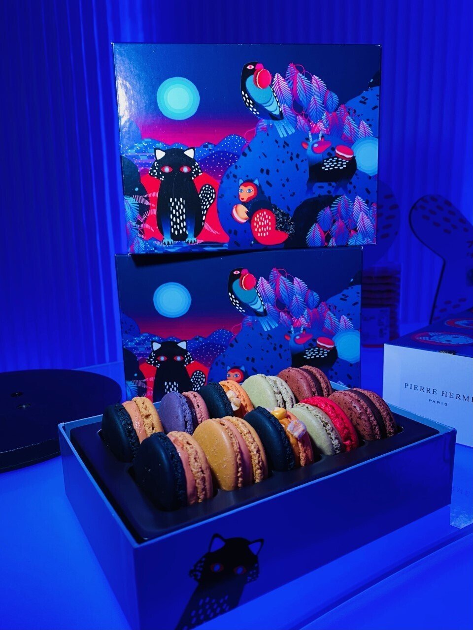 ピエール・エルメ La Patisserie de Pierre Herme From @pierrehermeofficial 🇯🇵 ピエール・エルメ・パリが