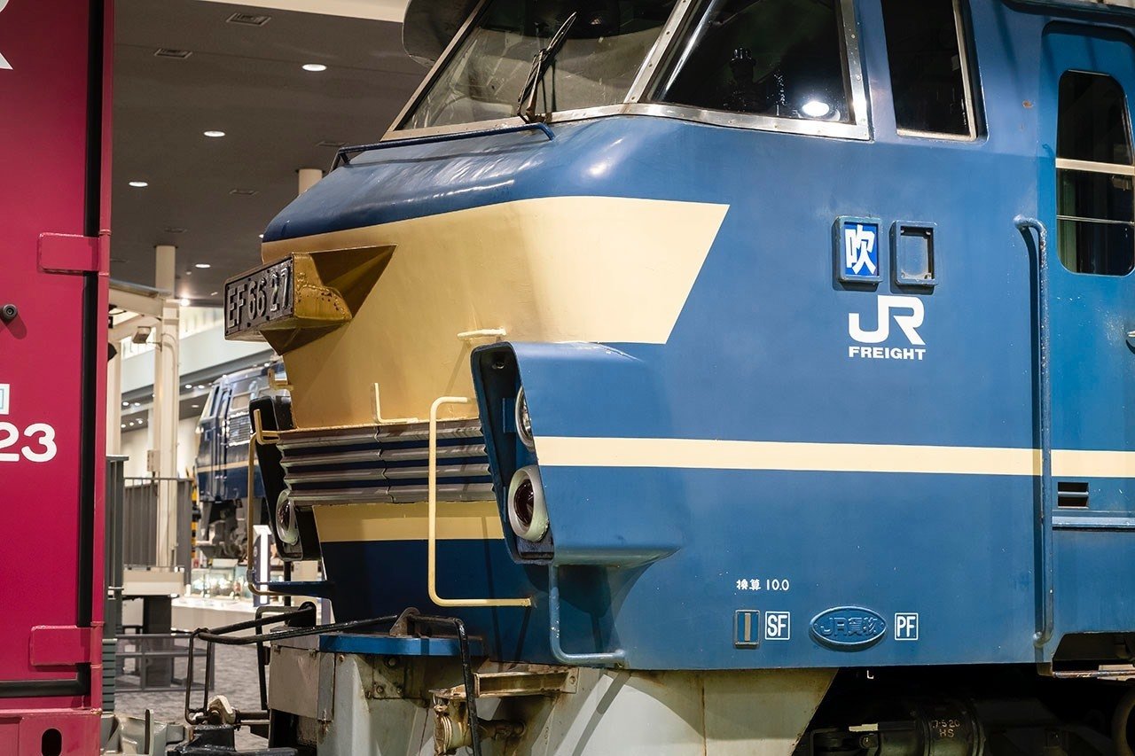 京都鉄道博物館にて 国鉄電機 EF66-27・EF65-2085 特別展示を見