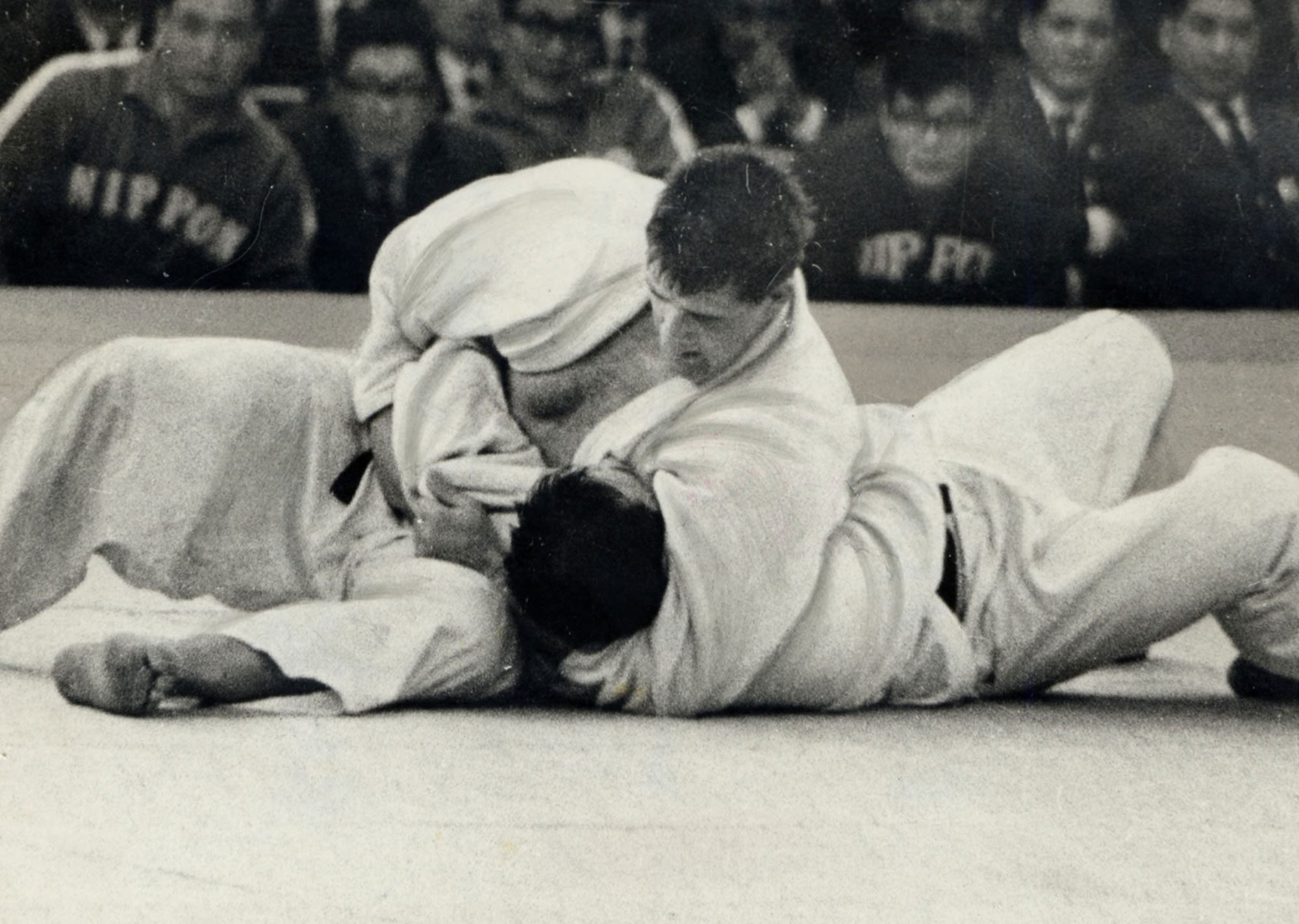 東京五輪直前で腰が悲鳴をあげドクターストップ 大きな挫折を味わった 坂口征二連載 4 東スポnote 東京五輪直前で腰が悲鳴をあげドクターストップ 大きな挫折を味わった 坂口征二連載 4 東スポnote