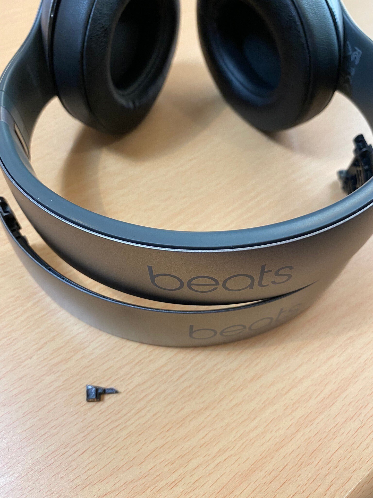 激安正規  Beats Studio アーム 修理 破損 ヘッドバンド割れ Wireless 2.0 ヘッドホン
