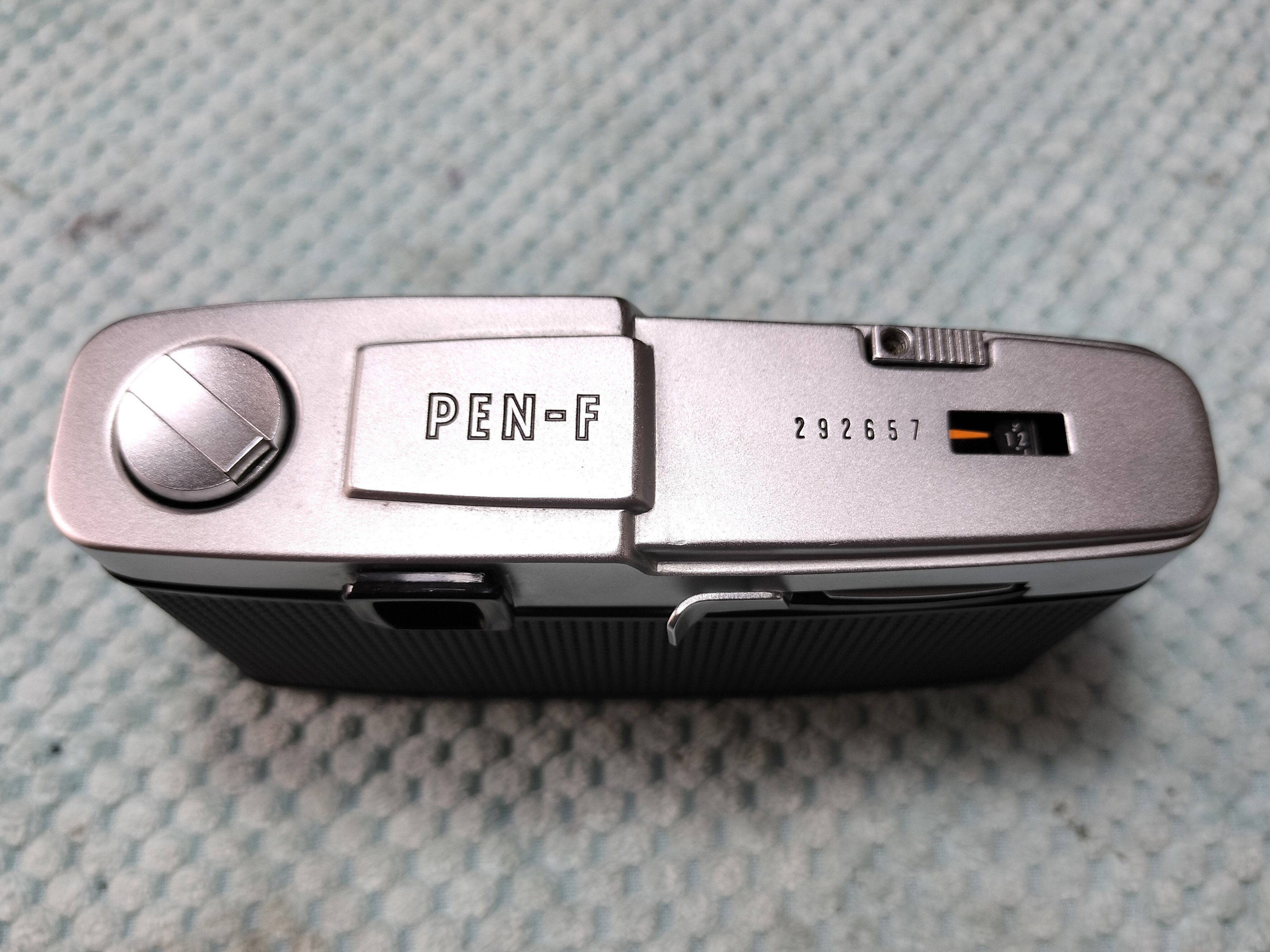 Olympus Pen Fの分解|フィルムカメラ修理のアクアカメラ Olympus Pen Fの分解|フィルムカメラ修理のアクアカメラ